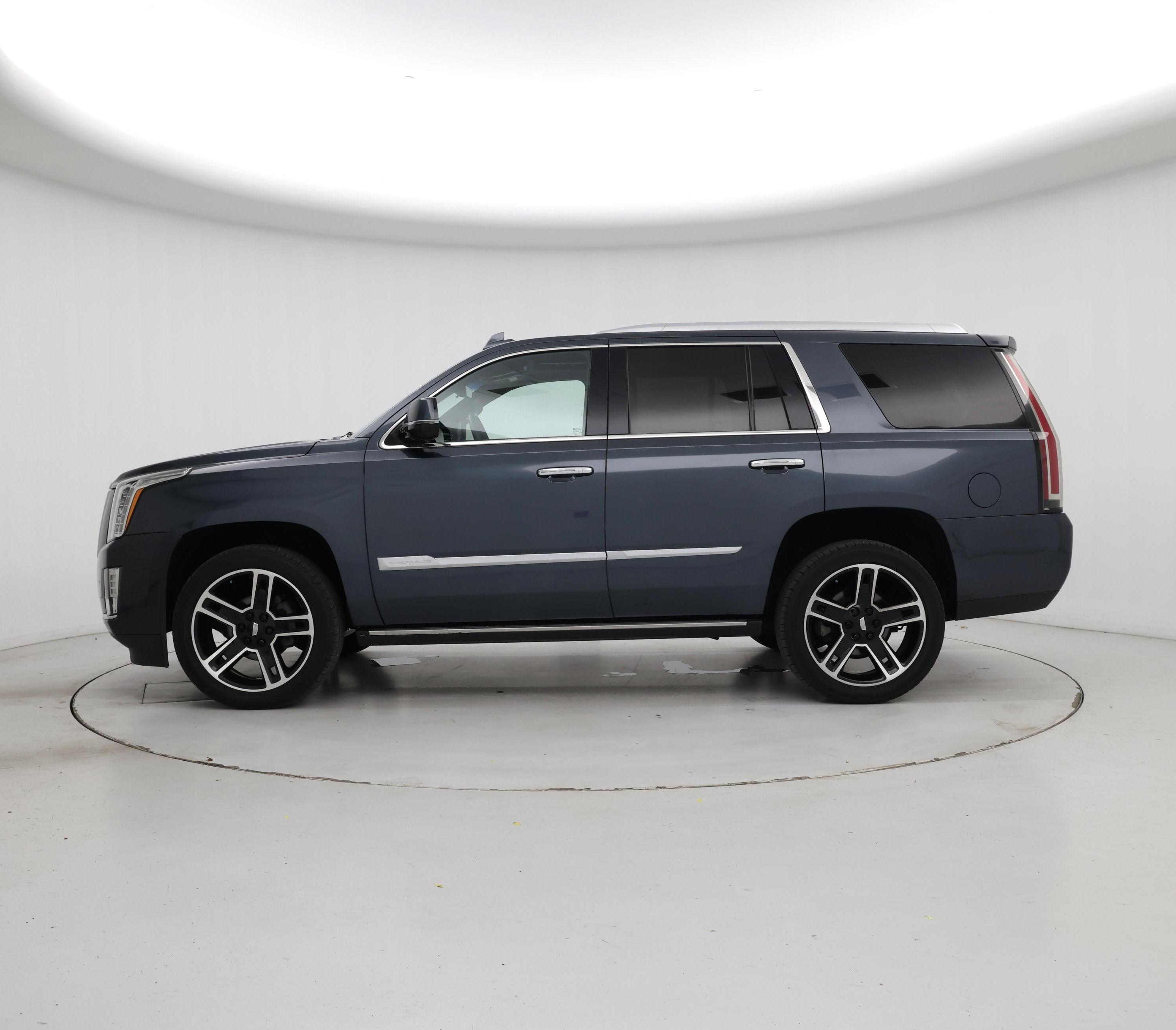 Thumbnail: 2019 Cadillac Escalade - 3