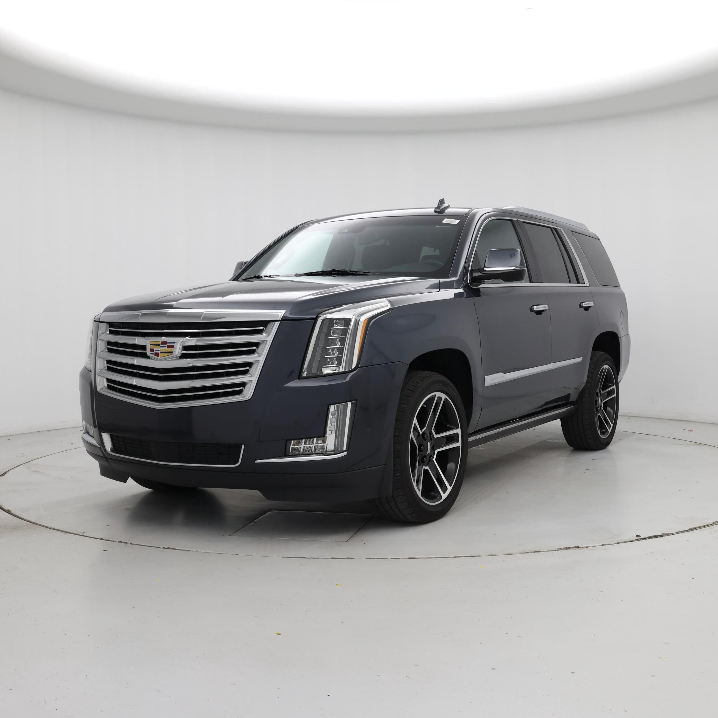 Thumbnail: 2019 Cadillac Escalade - 4
