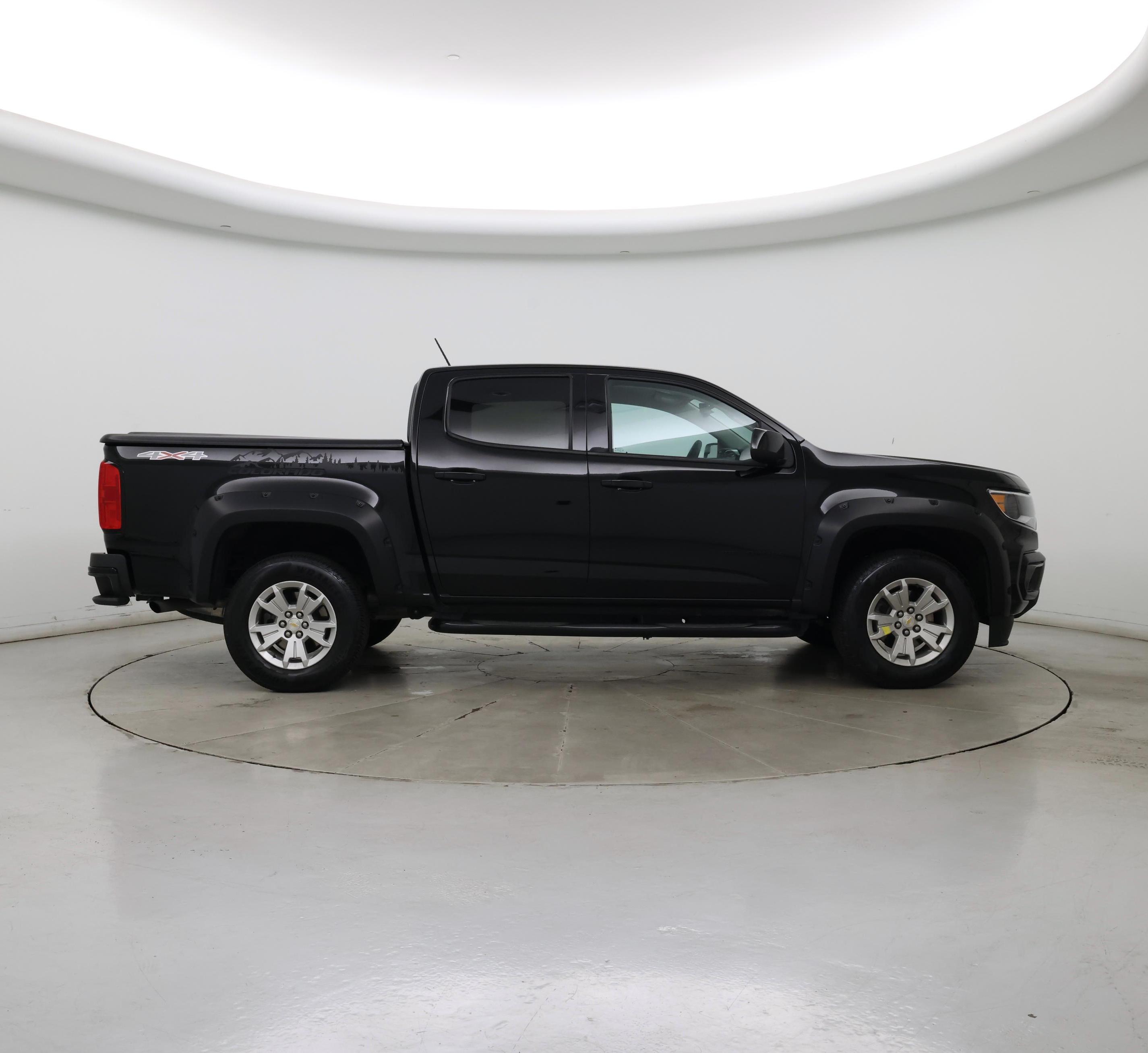 Thumbnail: 2022 Chevrolet Colorado - 7