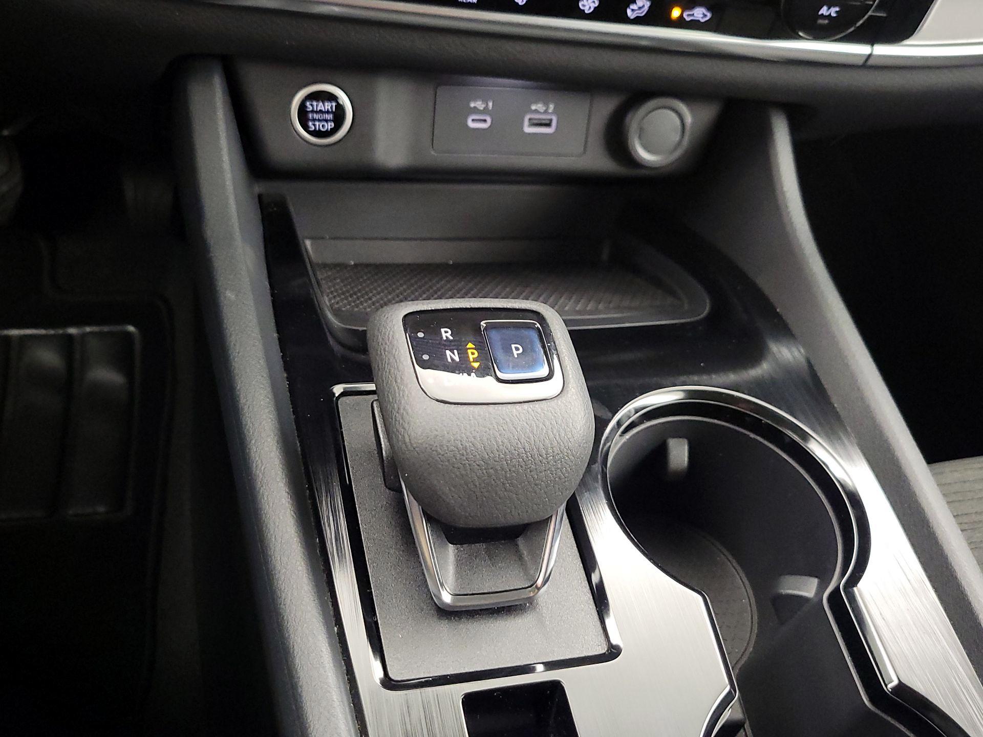 Thumbnail: 2022 Nissan Rogue - 17