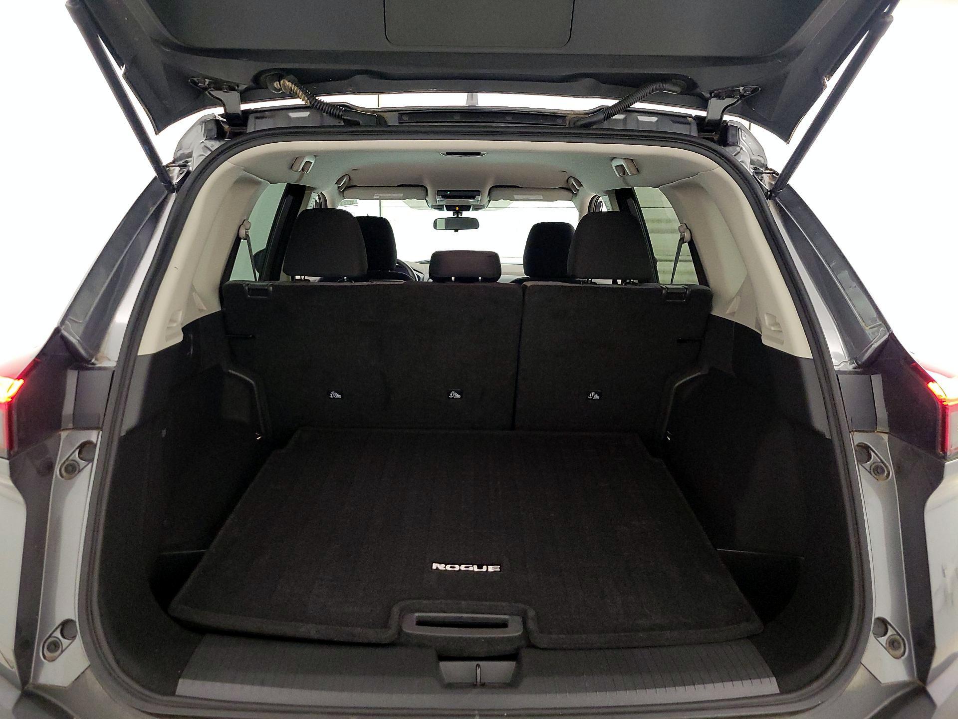 Thumbnail: 2022 Nissan Rogue - 20