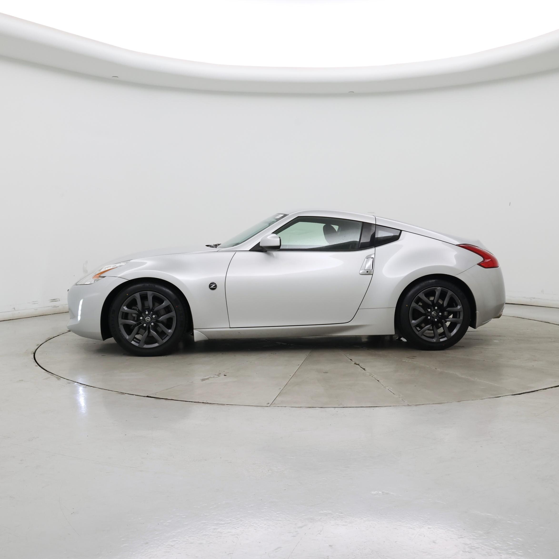 Thumbnail: 2016 Nissan Z - 3