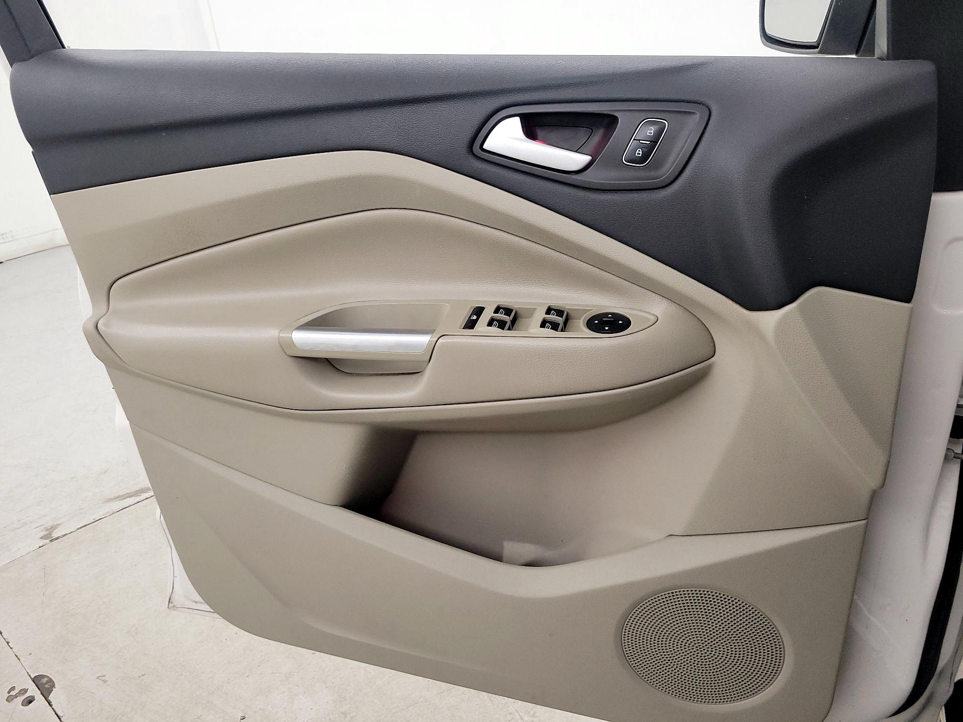 Thumbnail: 2017 Ford C-Max - 12