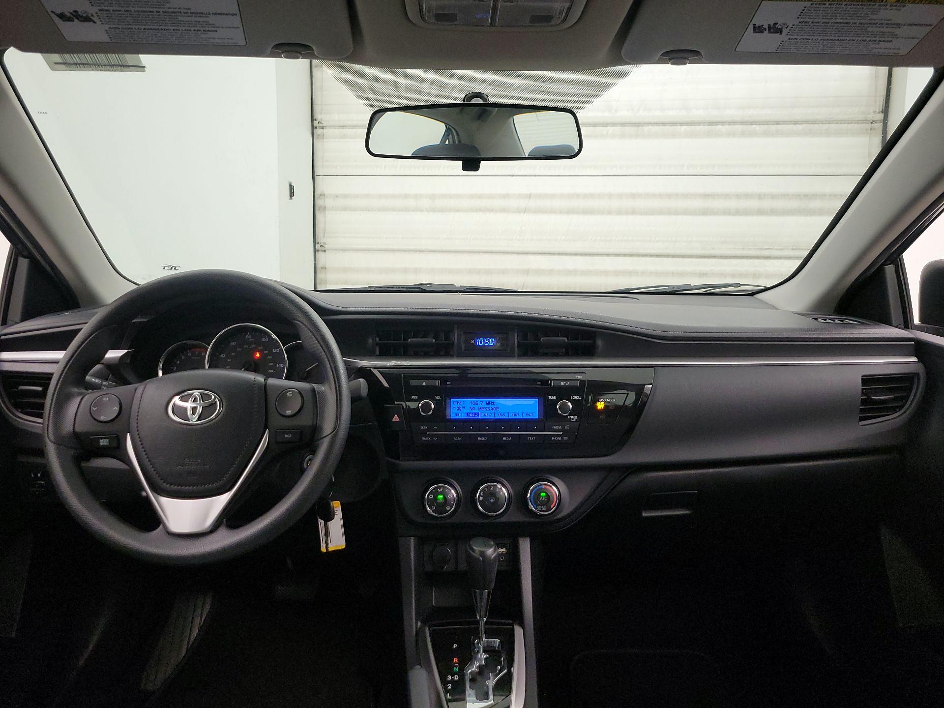 Thumbnail: 2015 Toyota Corolla - 9