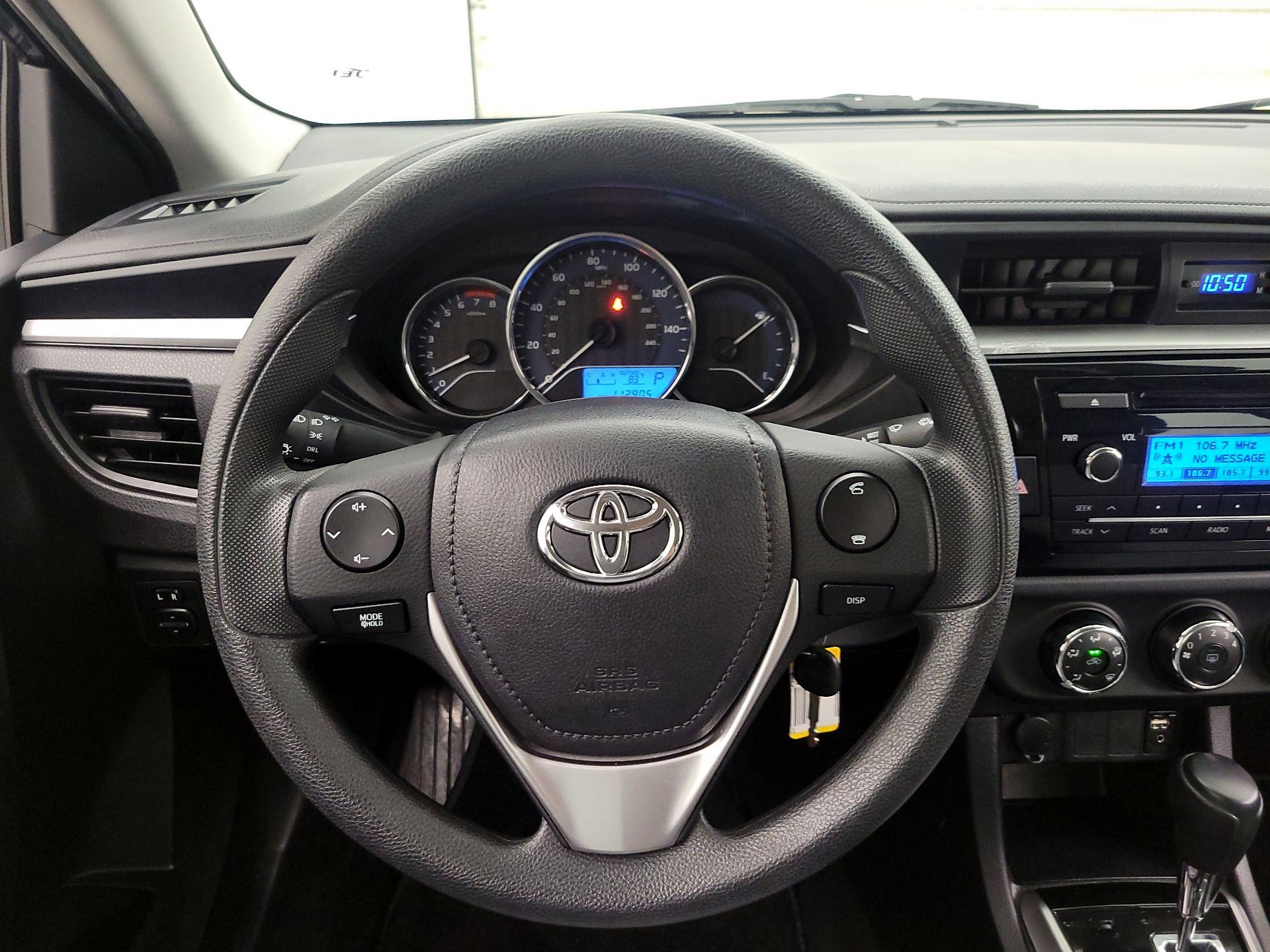 Thumbnail: 2015 Toyota Corolla - 10