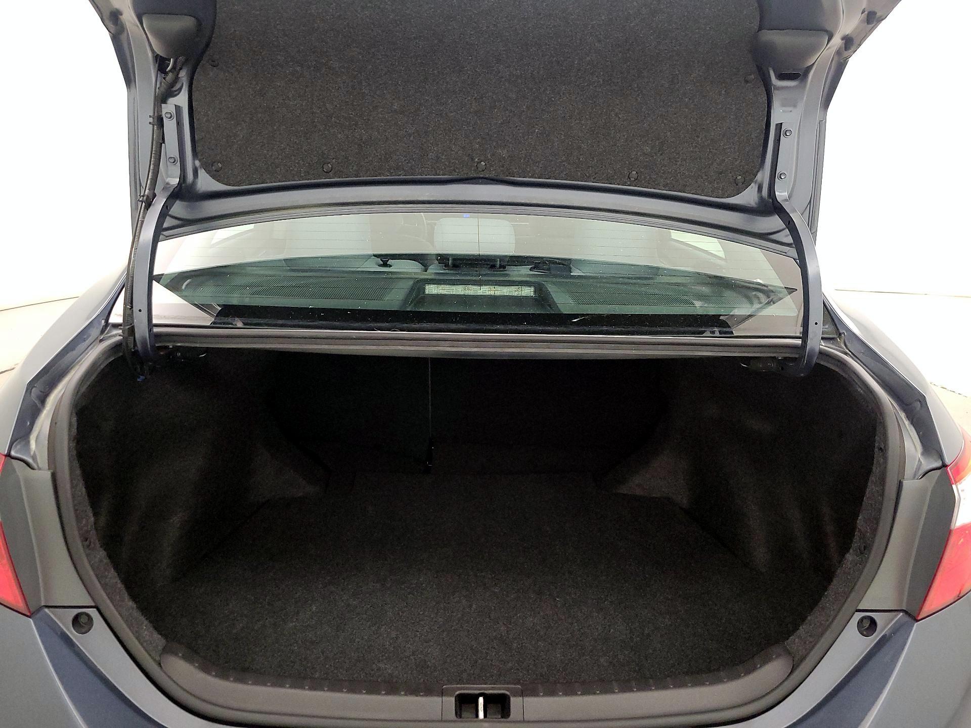 Thumbnail: 2015 Toyota Corolla - 19