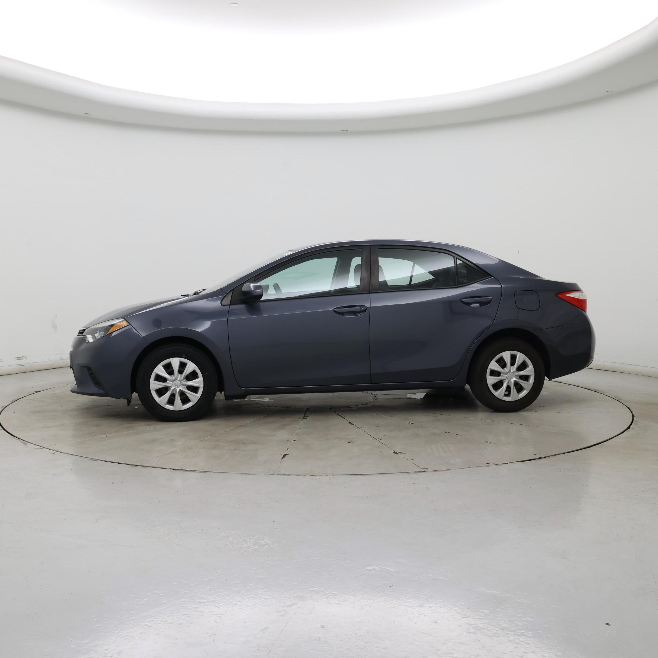 Thumbnail: 2015 Toyota Corolla - 3