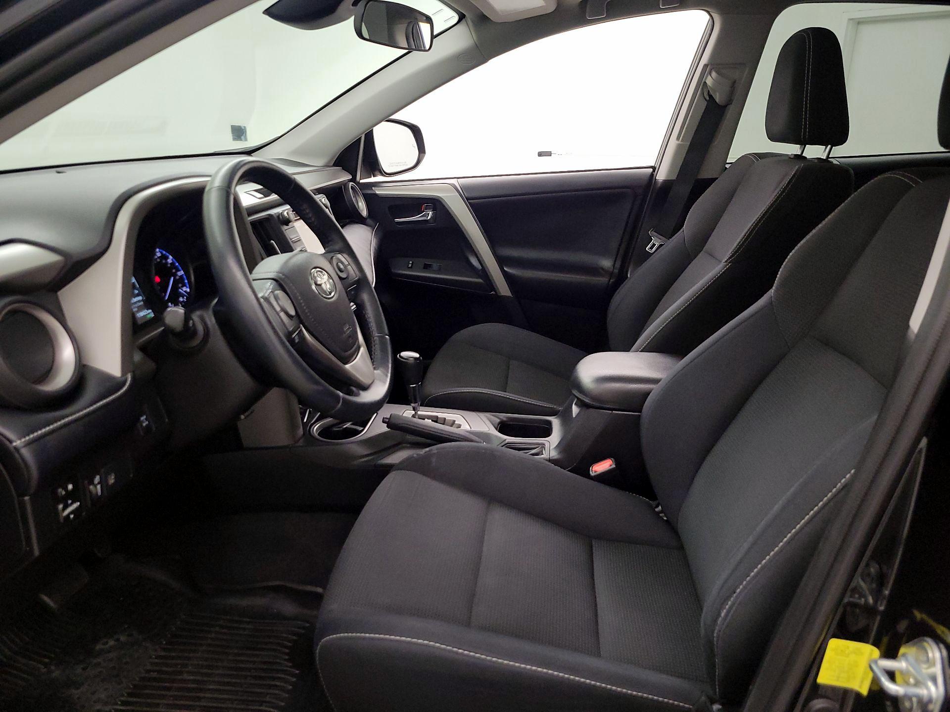 Thumbnail: 2017 Toyota RAV4 - 11