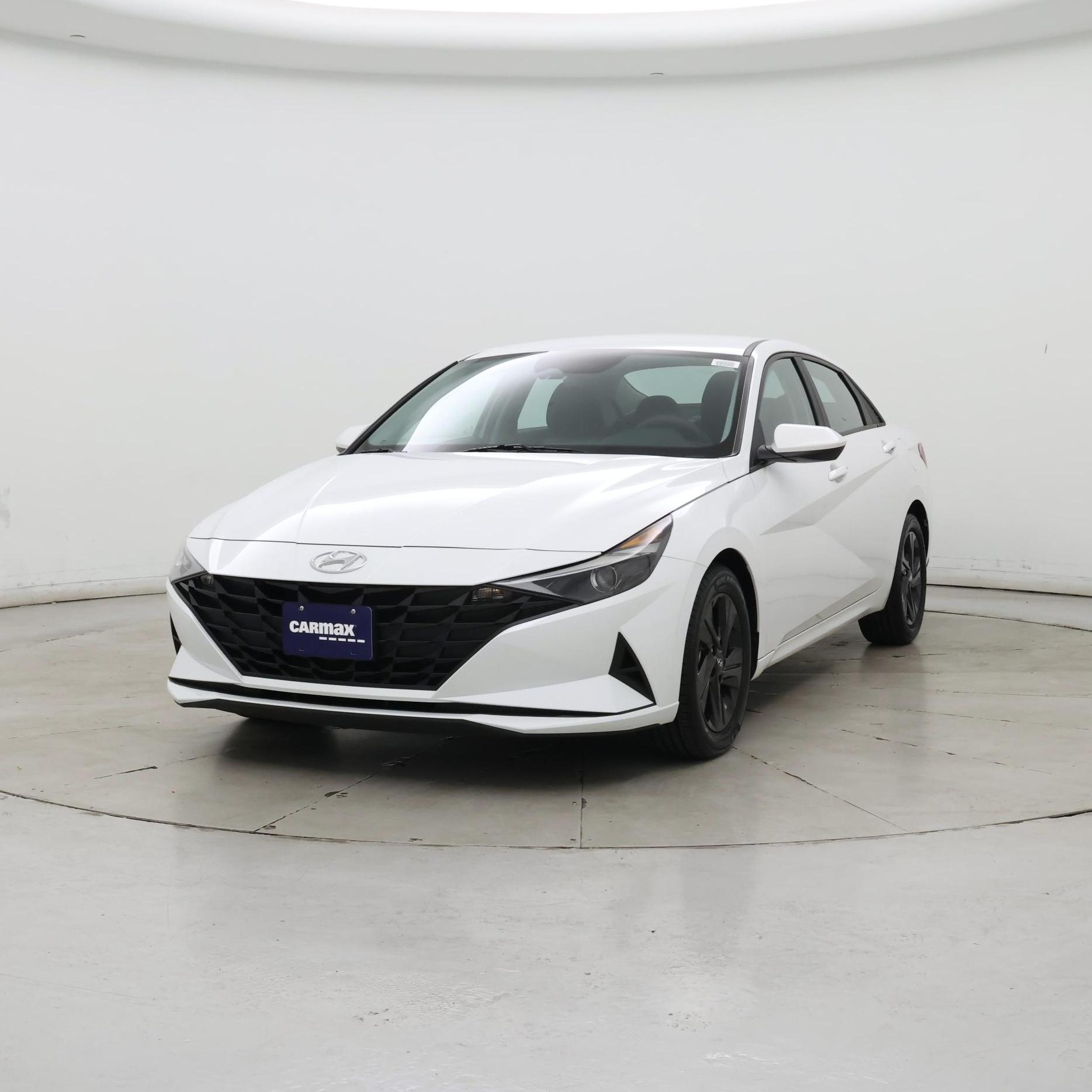 Thumbnail: 2022 Hyundai Elantra - 4