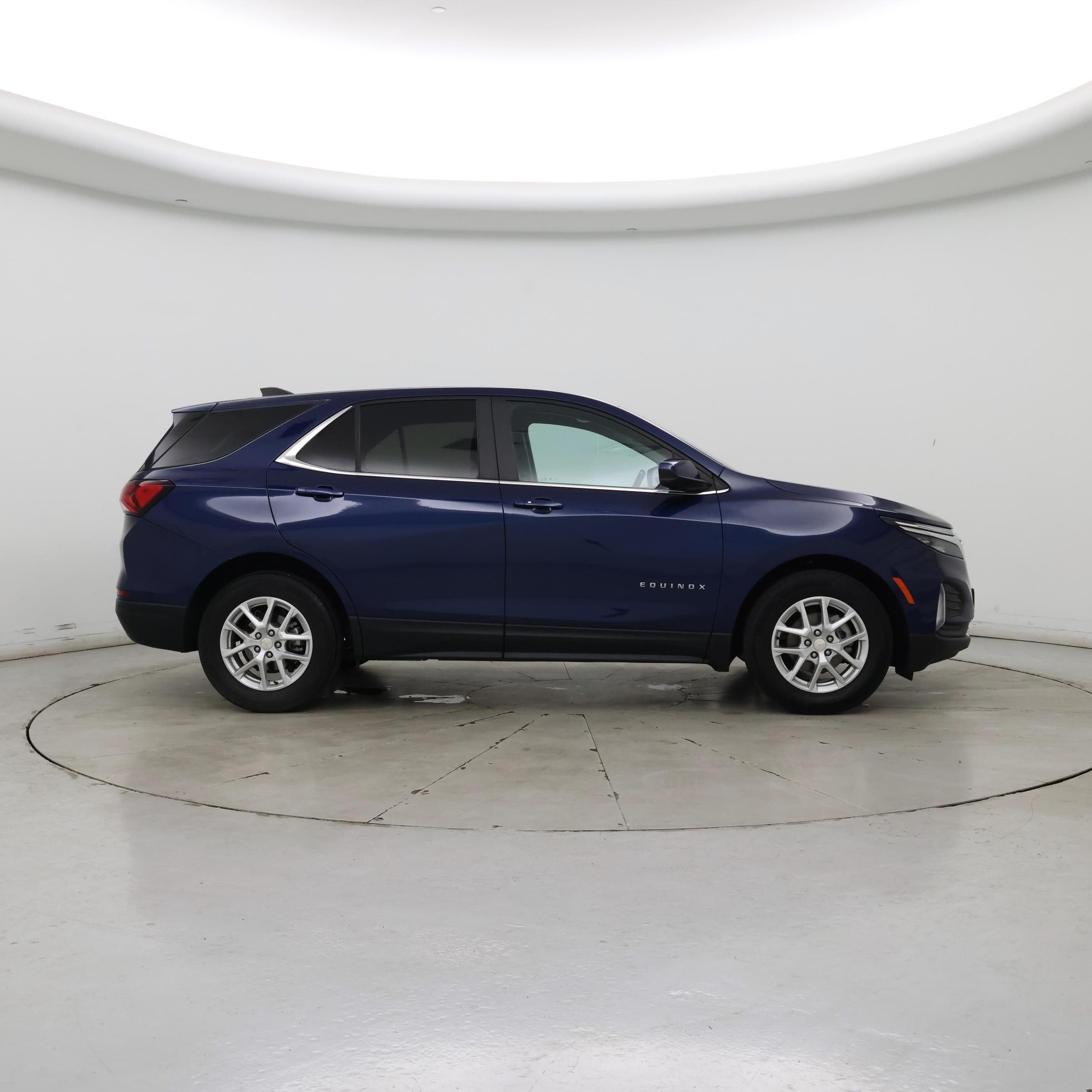 Thumbnail: 2022 Chevrolet Equinox - 7