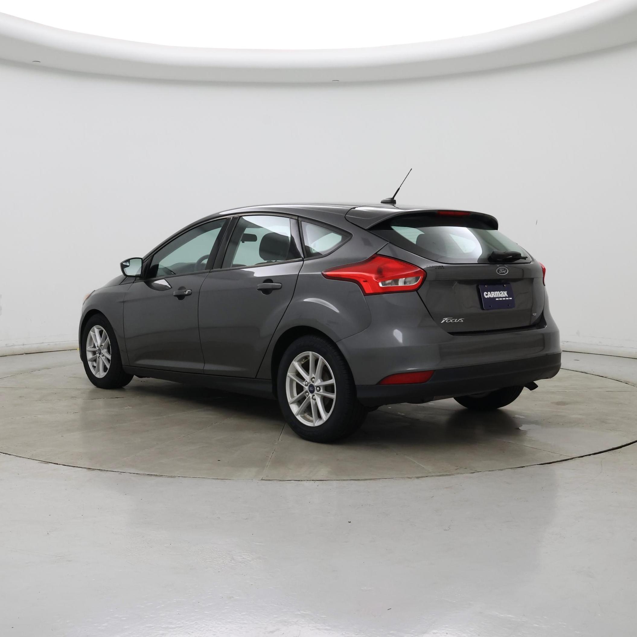 Thumbnail: 2018 Ford Focus - 2