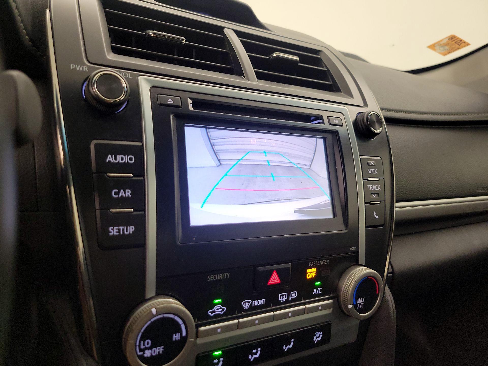 Thumbnail: 2014 Toyota Camry - 14