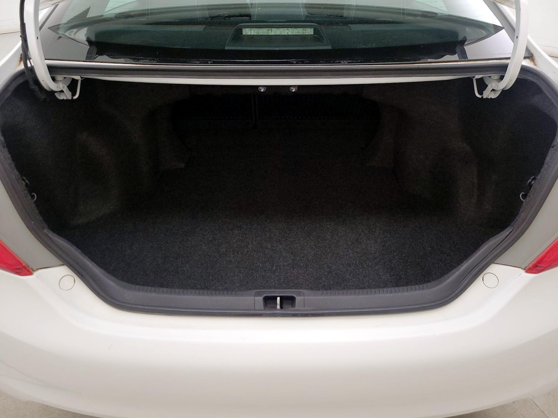 Thumbnail: 2014 Toyota Camry - 20