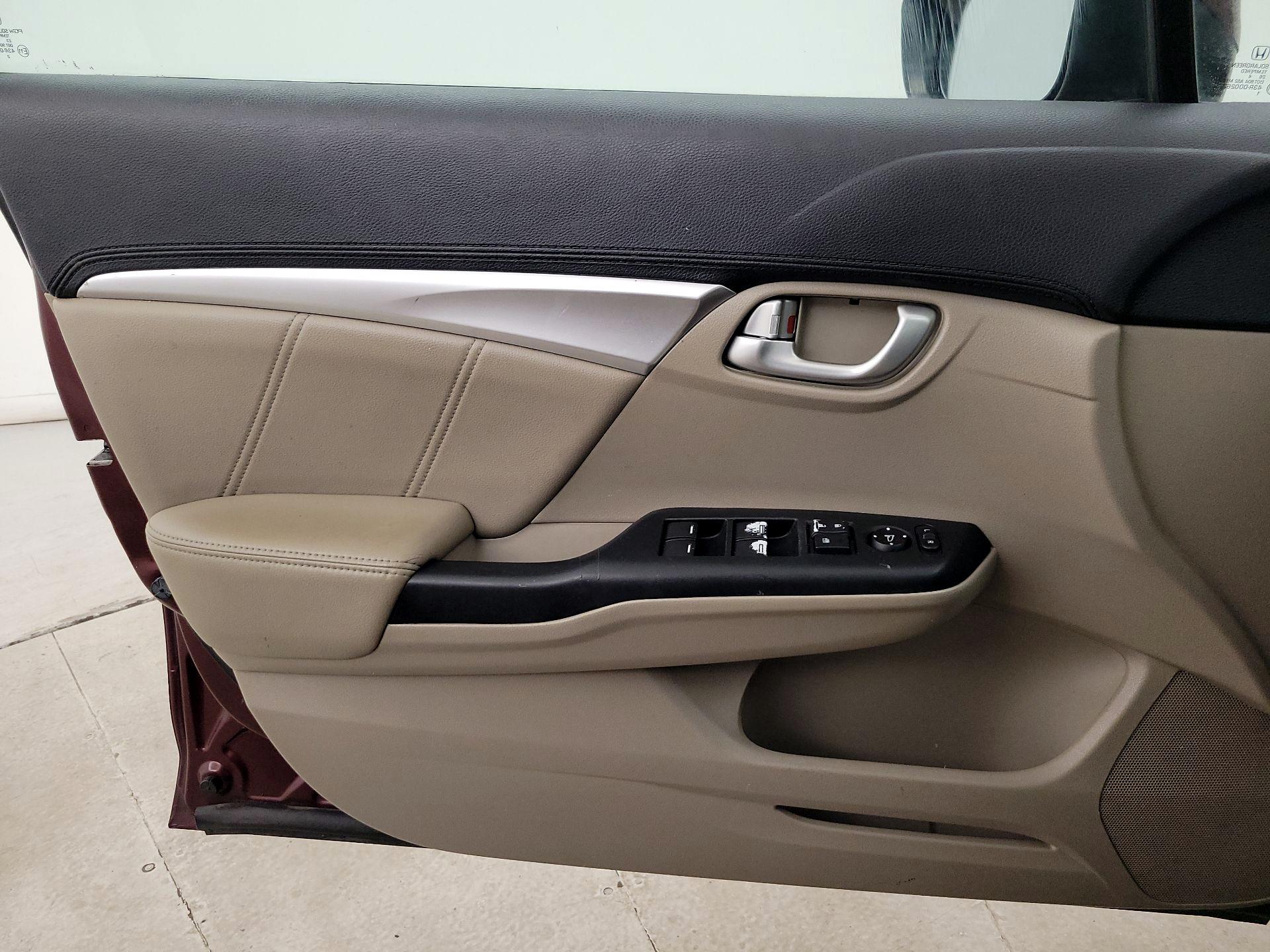 Thumbnail: 2014 Honda Civic - 12