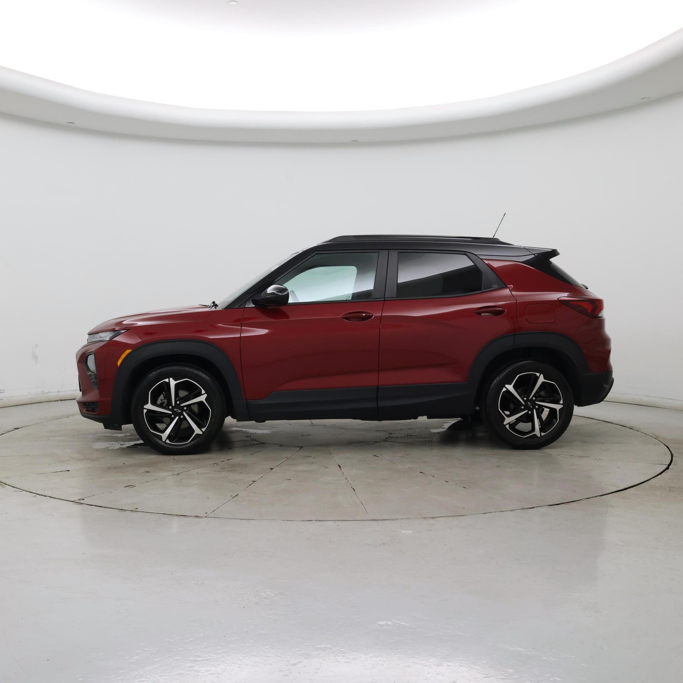 Thumbnail: 2021 Chevrolet TrailBlazer - 3