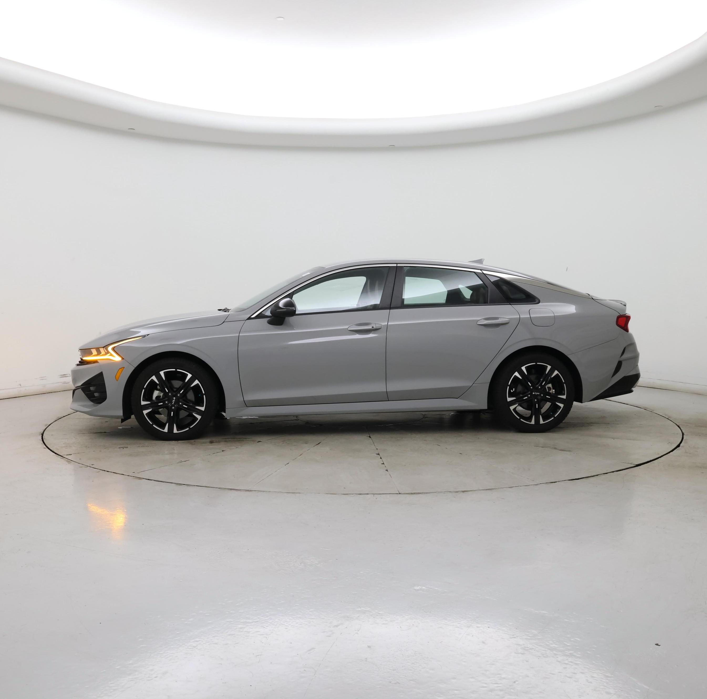 Thumbnail: 2024 Kia K5 - 3