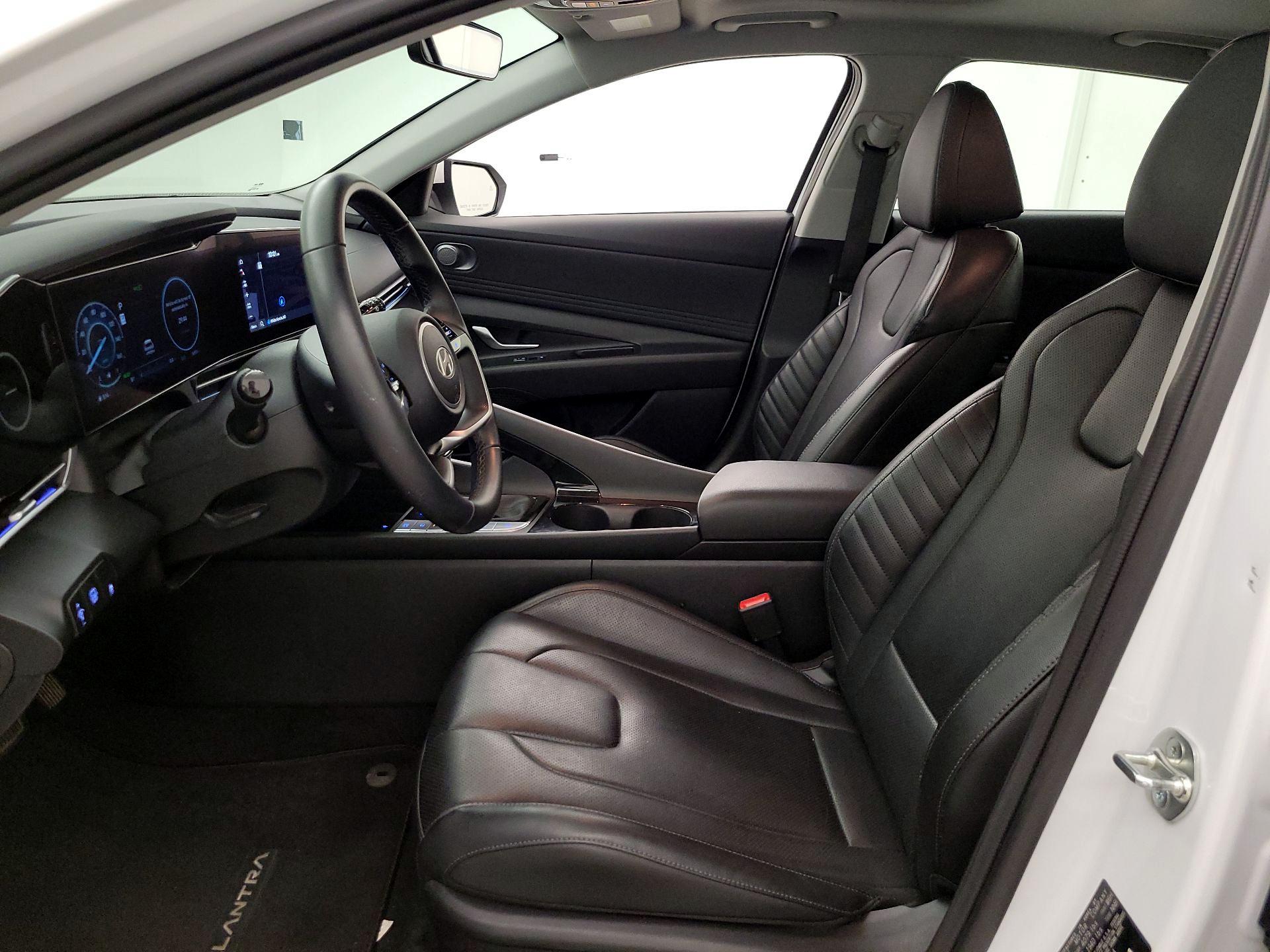 Thumbnail: 2024 Hyundai Elantra - 11