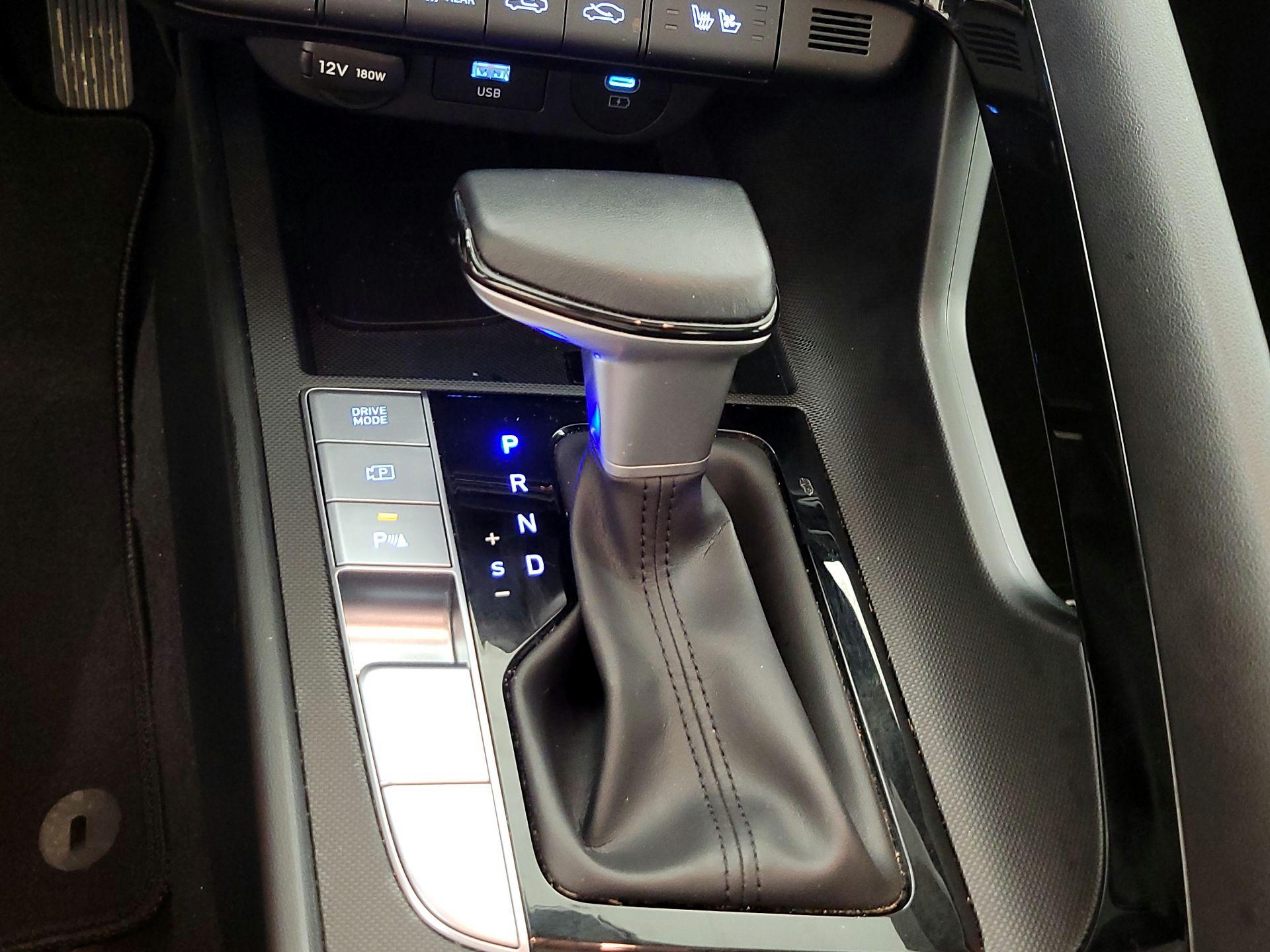 Thumbnail: 2024 Hyundai Elantra - 18