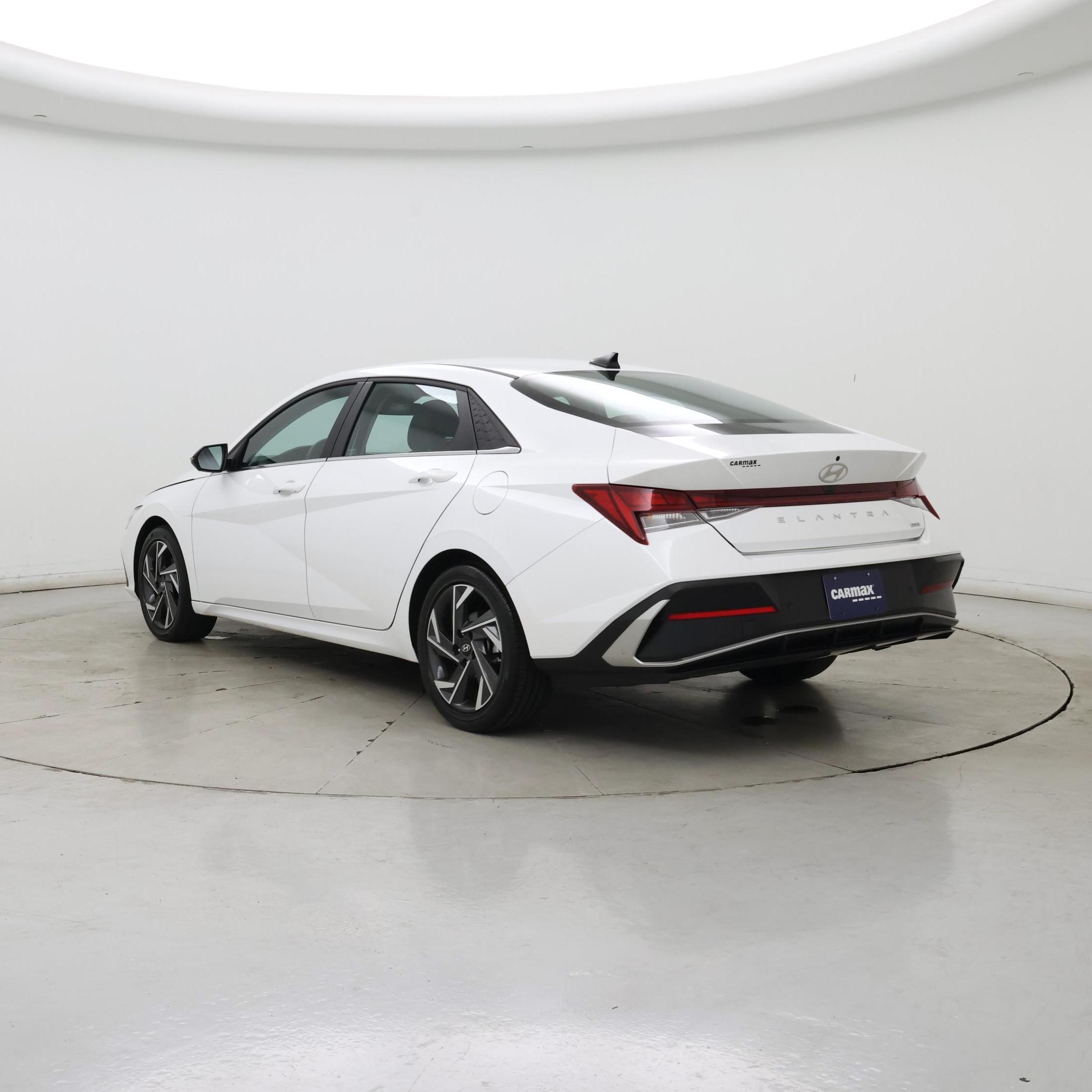Thumbnail: 2024 Hyundai Elantra - 2