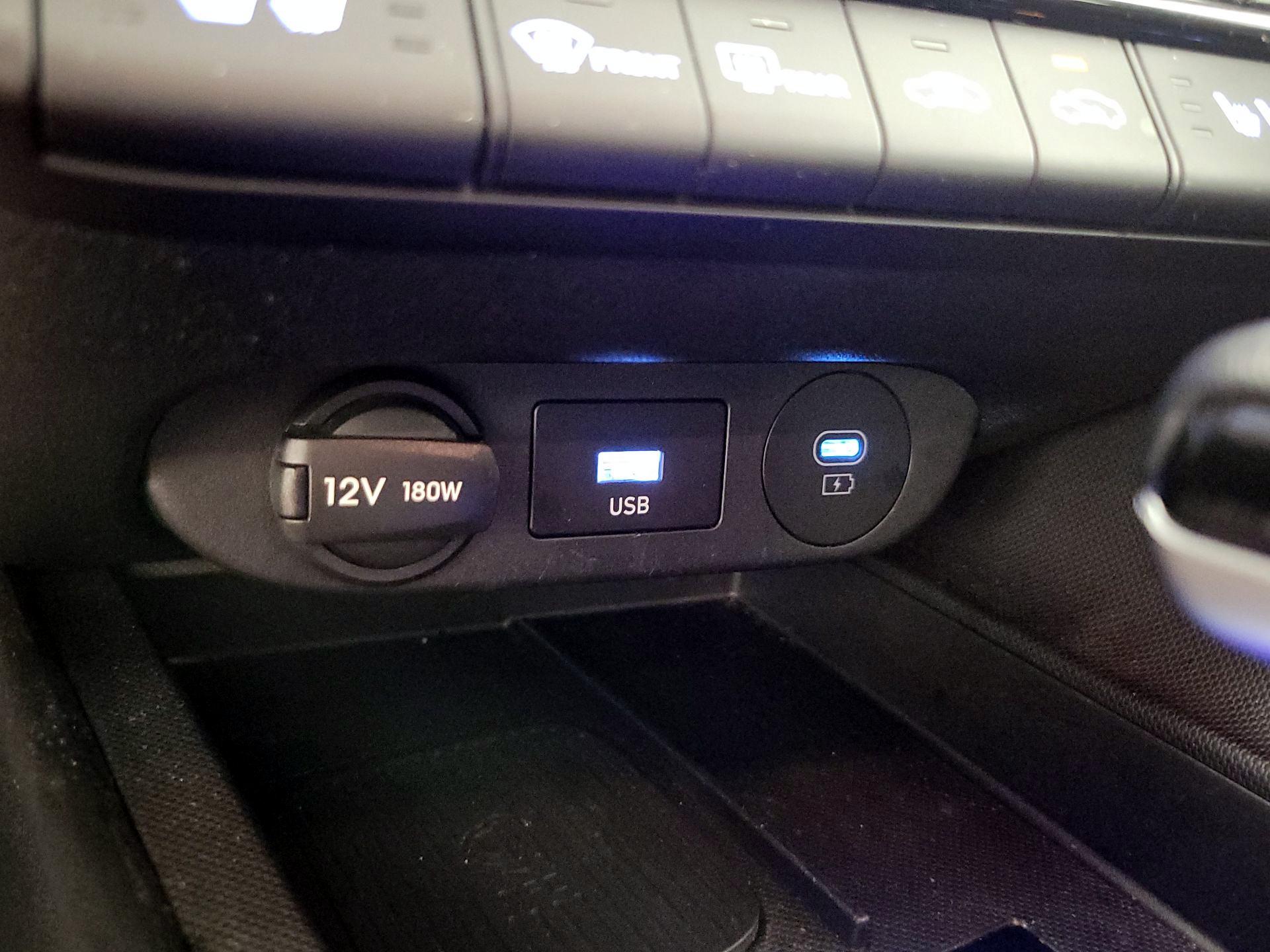 Thumbnail: 2024 Hyundai Elantra - 19