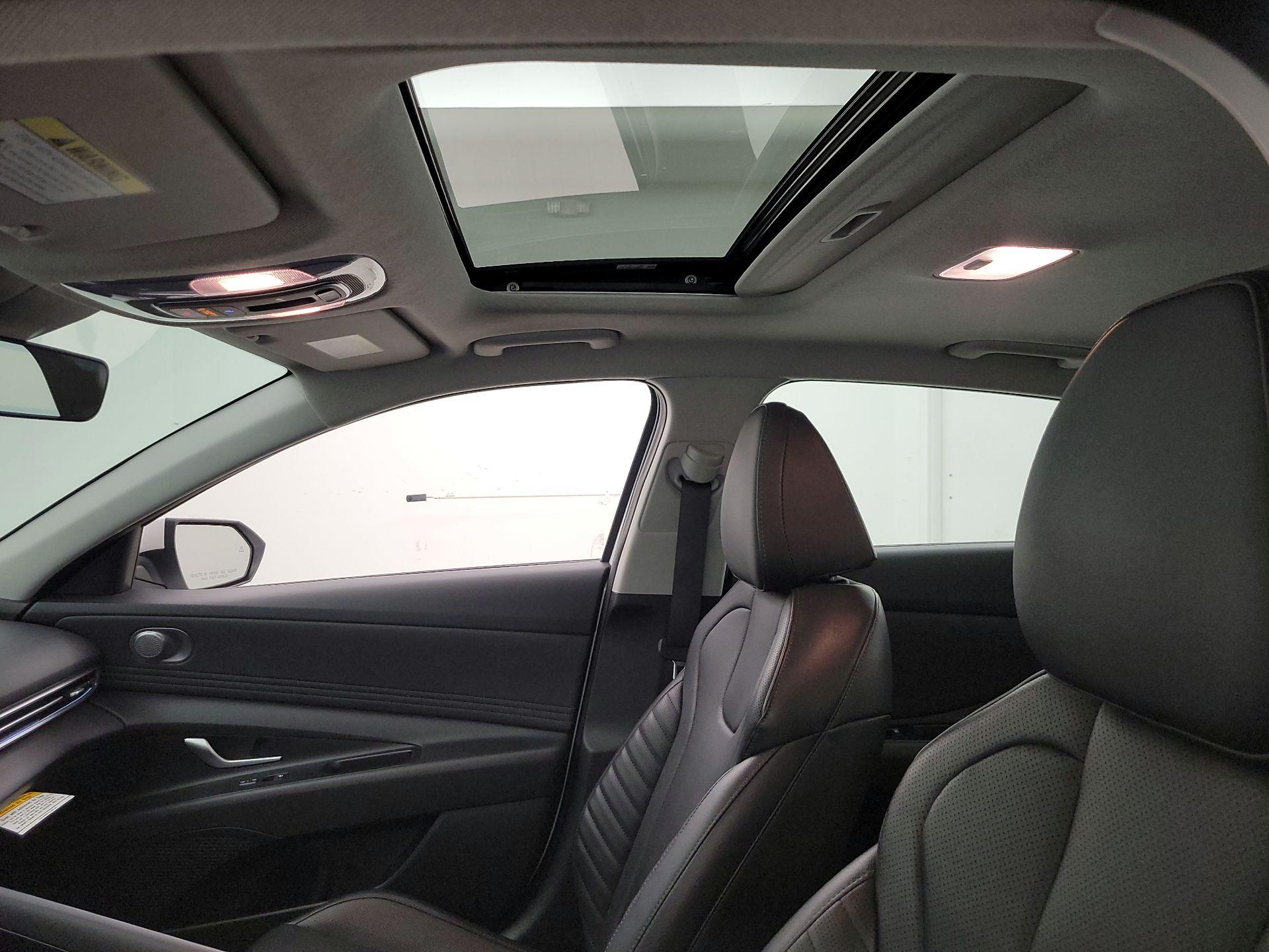 Thumbnail: 2024 Hyundai Elantra - 20