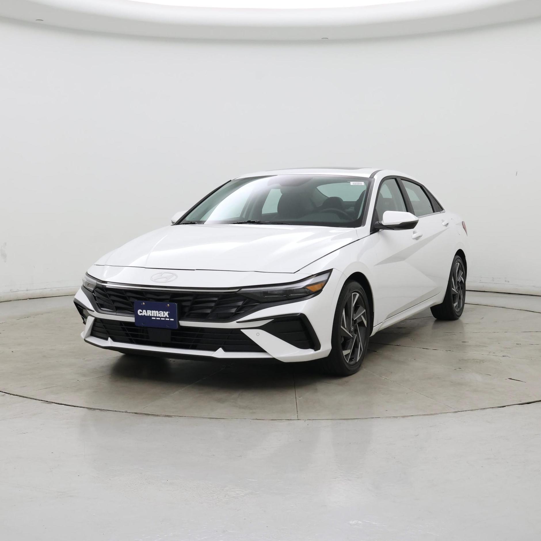 Thumbnail: 2024 Hyundai Elantra - 4