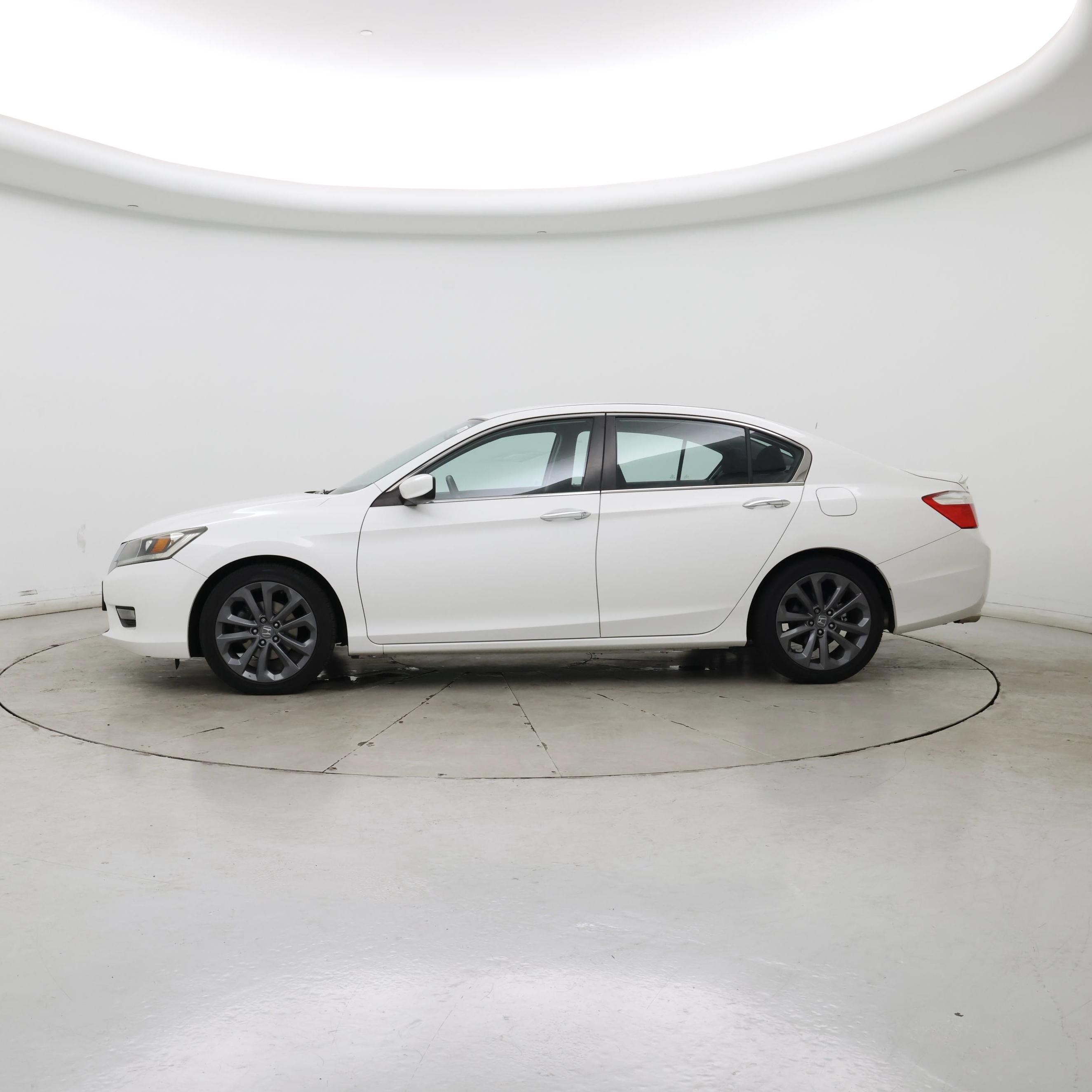 Thumbnail: 2015 Honda Accord - 3