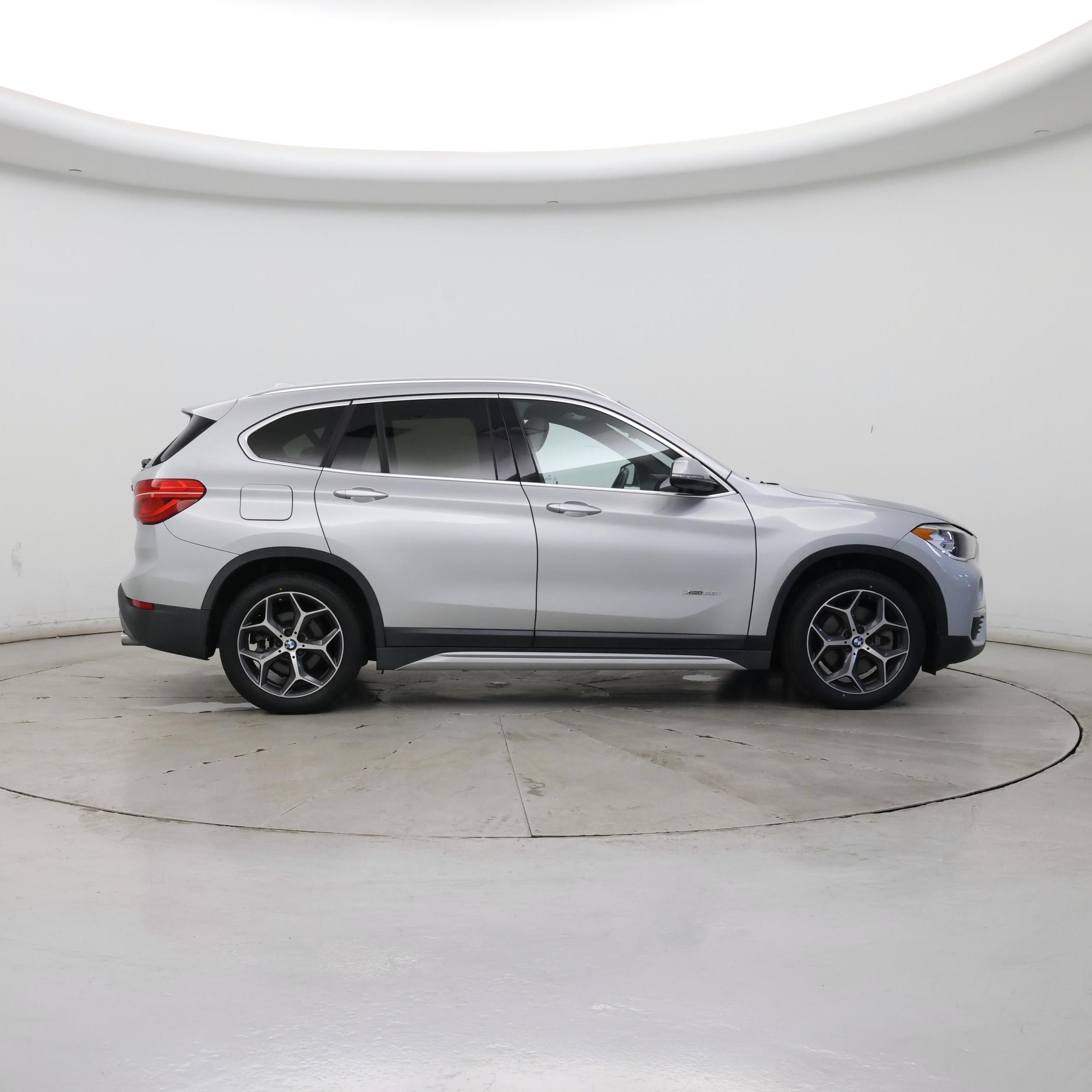 Thumbnail: 2016 BMW X1 - 7
