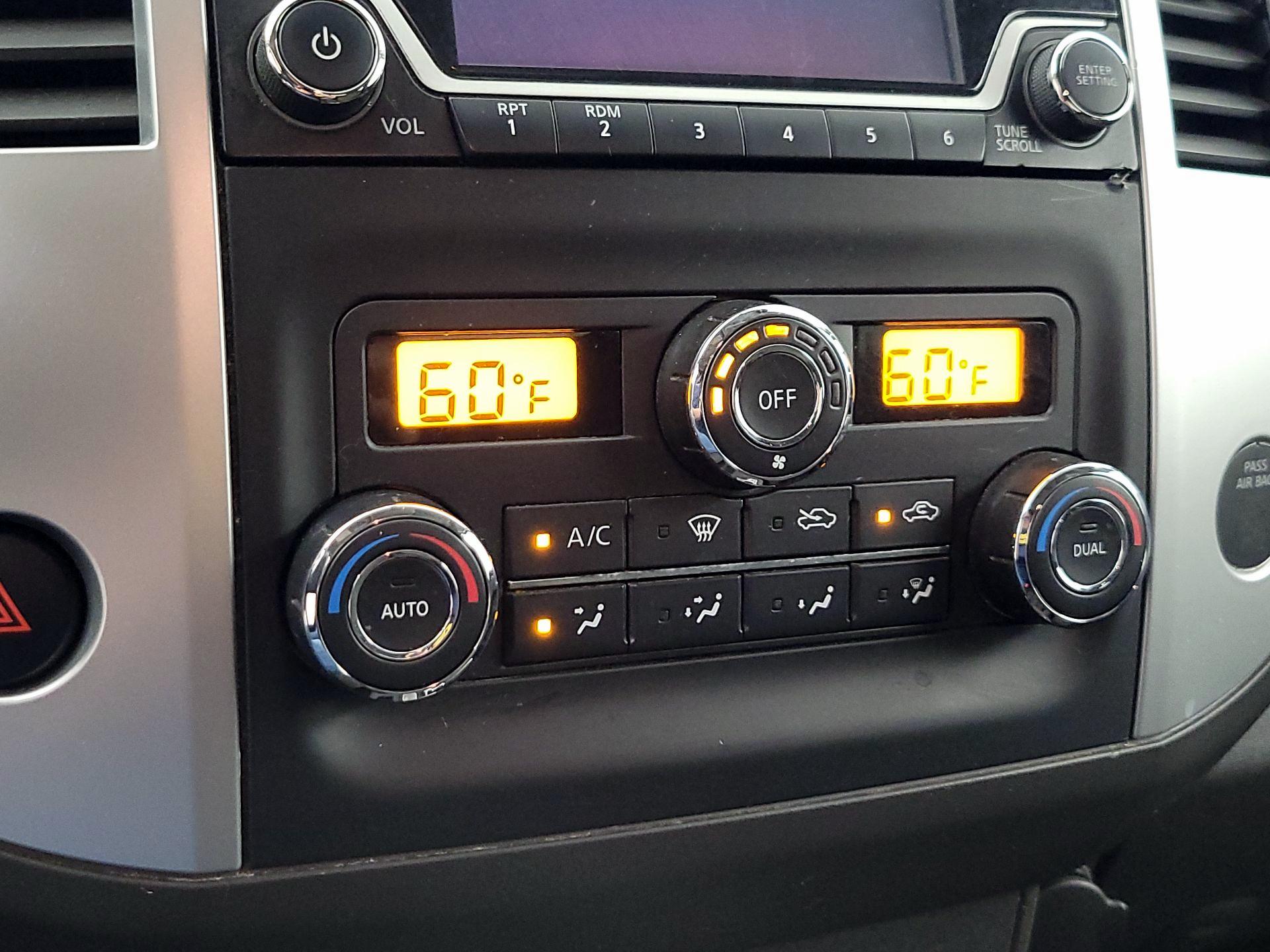 Thumbnail: 2015 Nissan Frontier - 16