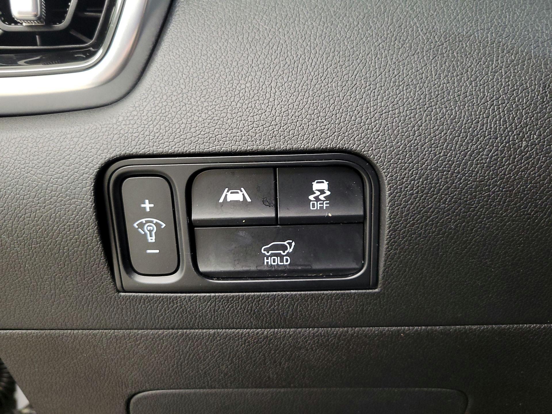 Thumbnail: 2022 Kia Sorento - 13