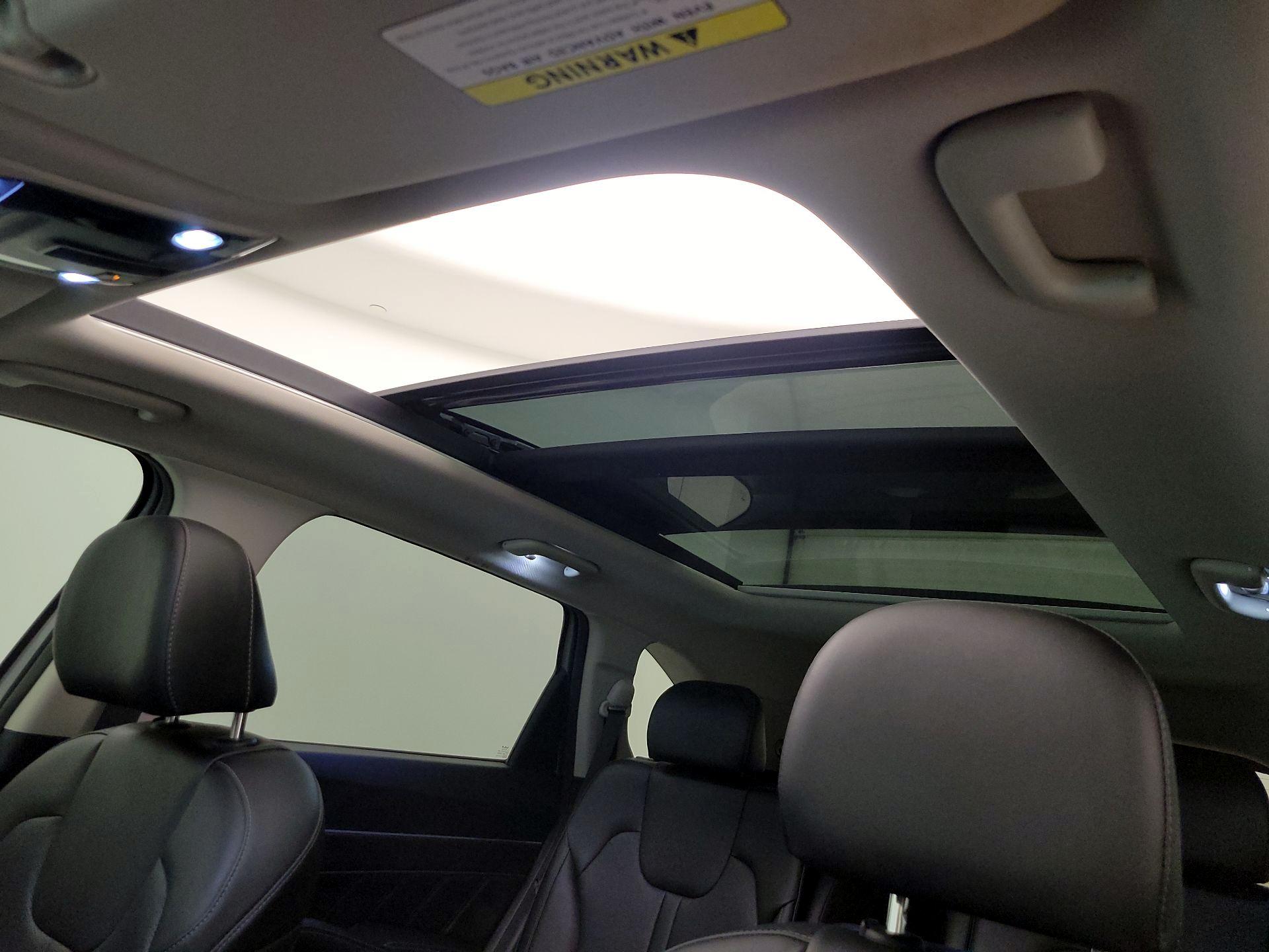 Thumbnail: 2022 Kia Sorento - 20