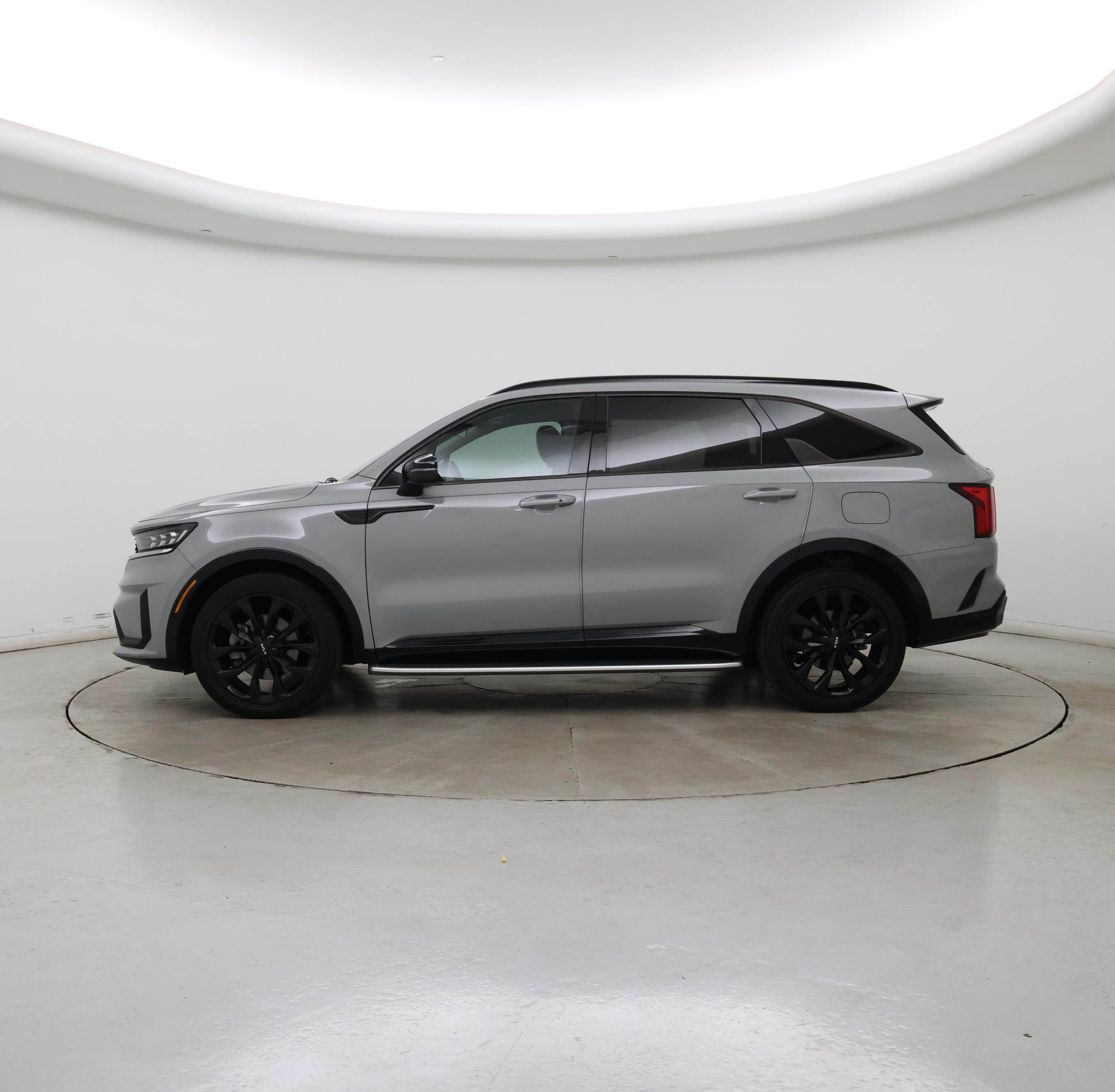 Thumbnail: 2022 Kia Sorento - 3