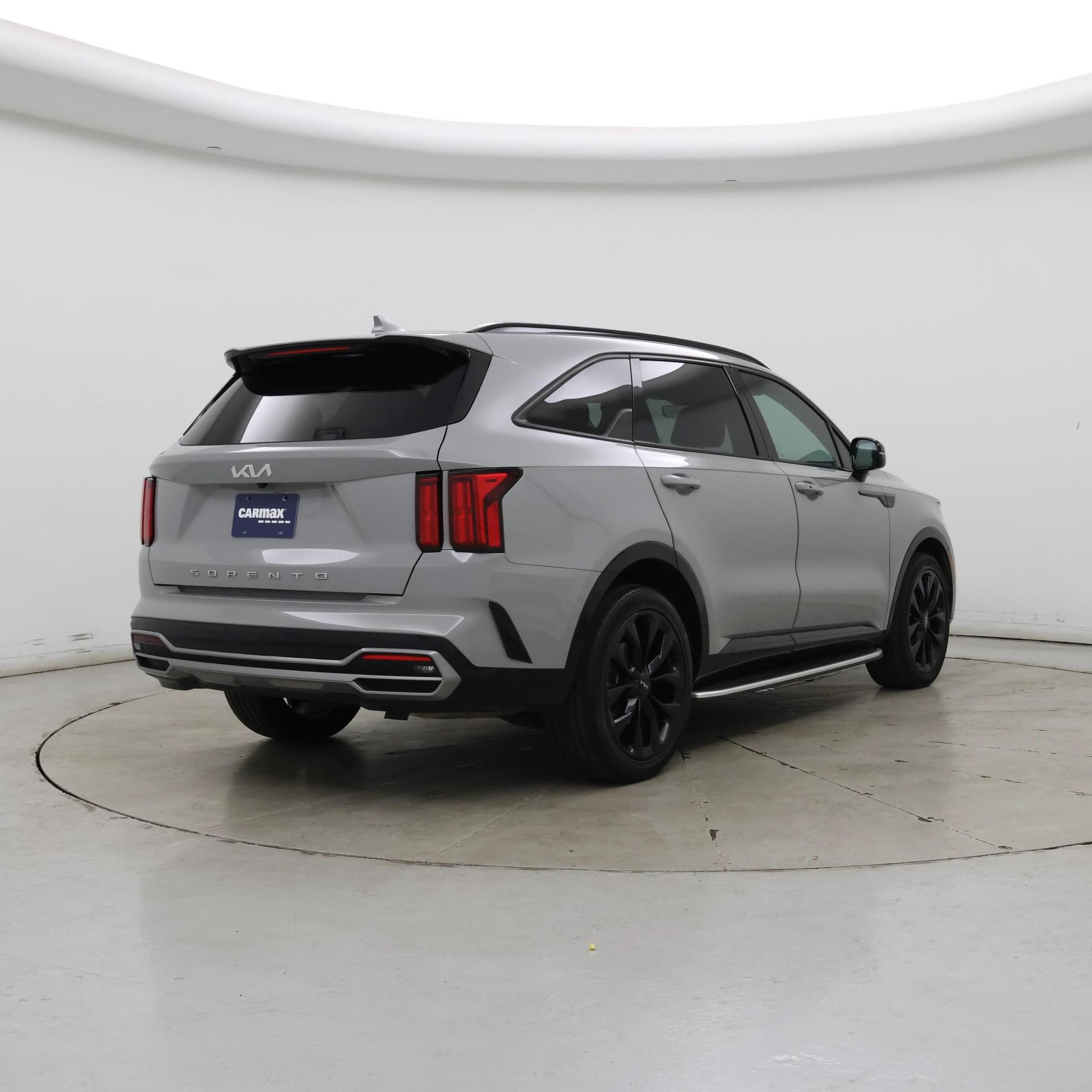 Thumbnail: 2022 Kia Sorento - 8