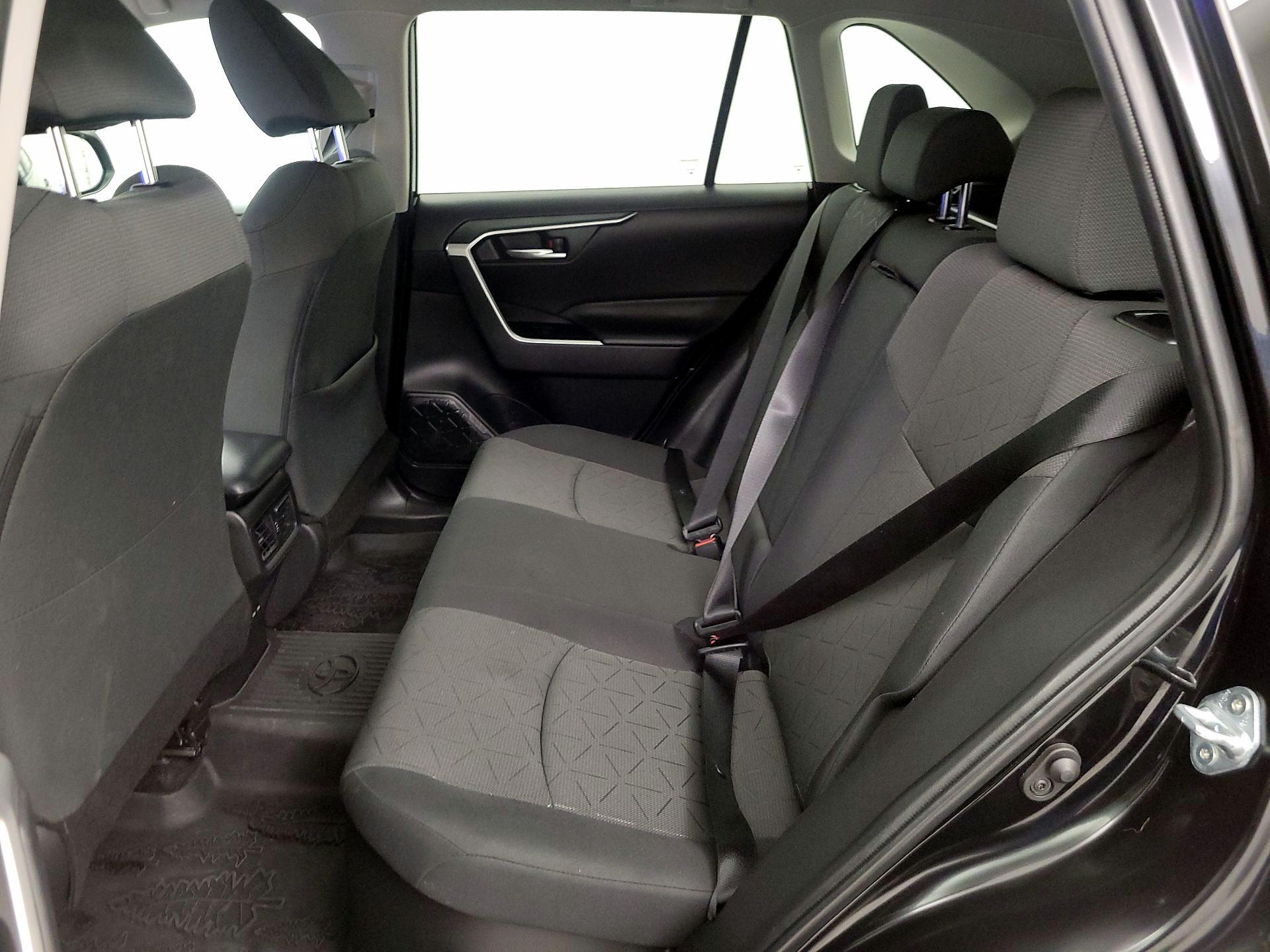 Thumbnail: 2024 Toyota RAV4 - 19