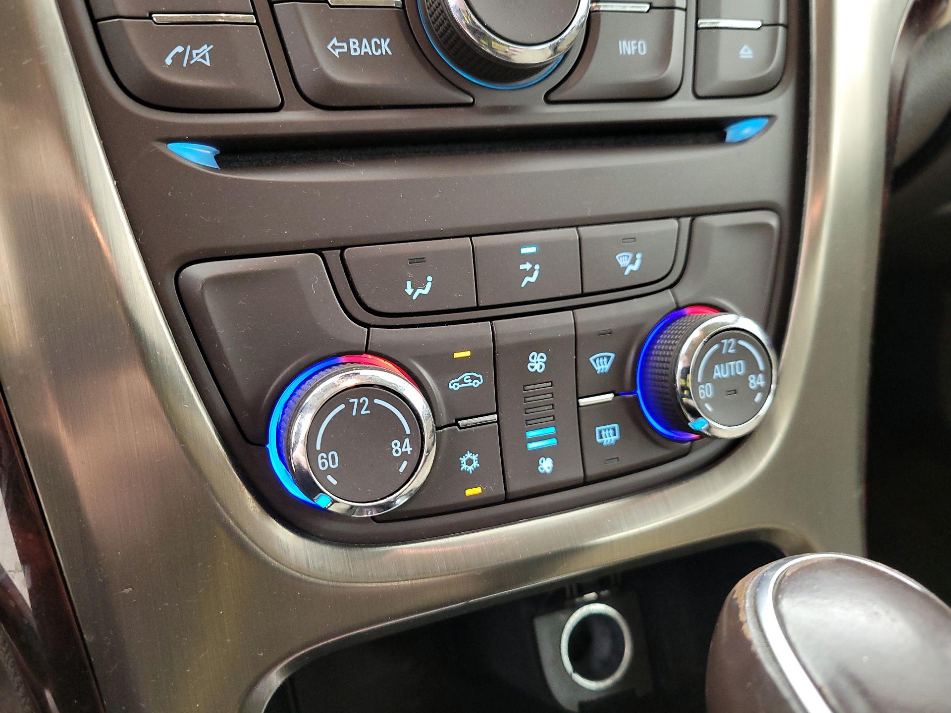 Thumbnail: 2014 Buick Verano - 16