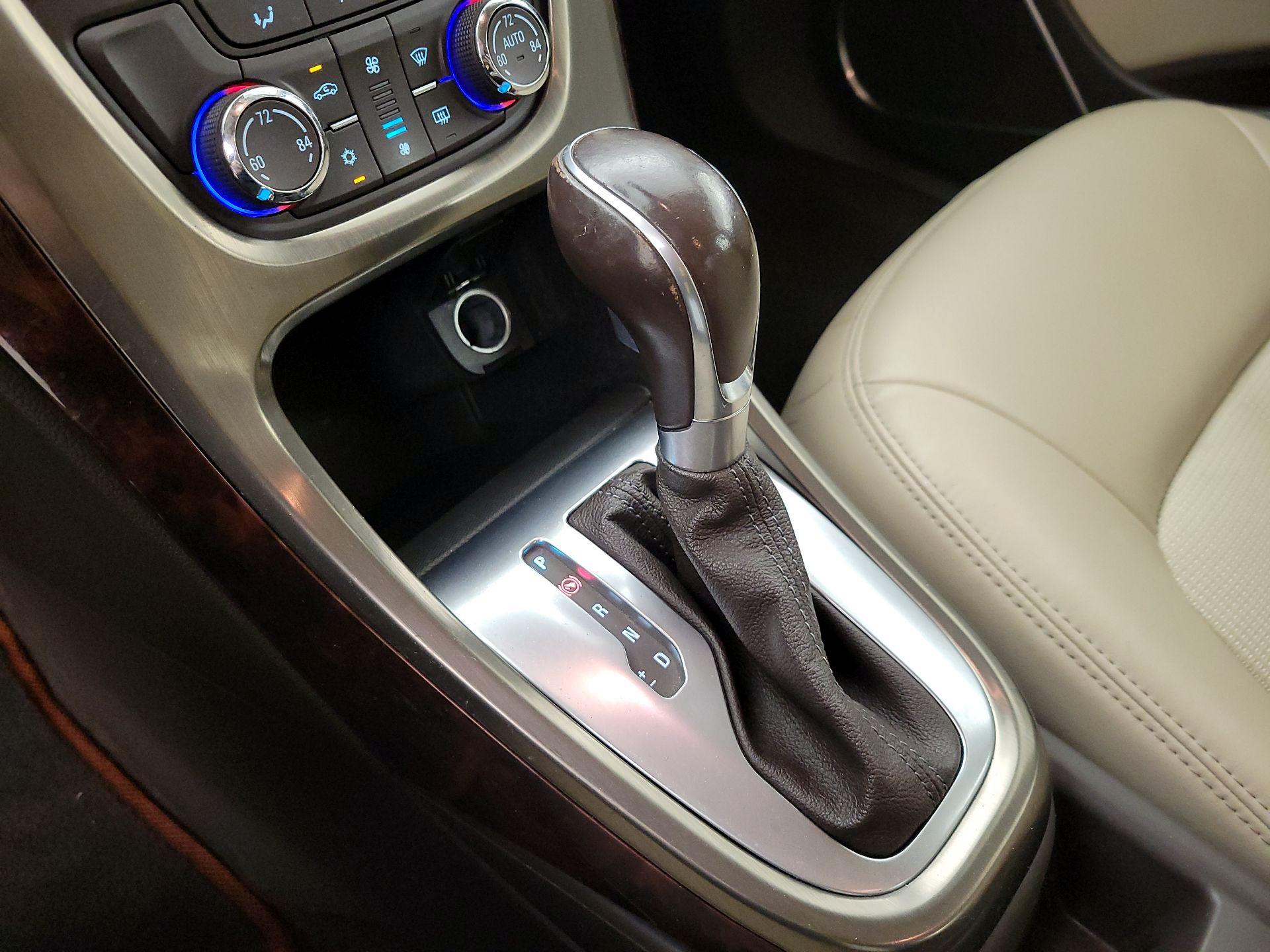 Thumbnail: 2014 Buick Verano - 17