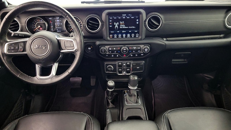 2019 Jeep Wrangler Unlimited Sahara 9