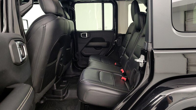 2019 Jeep Wrangler Unlimited Sahara 20