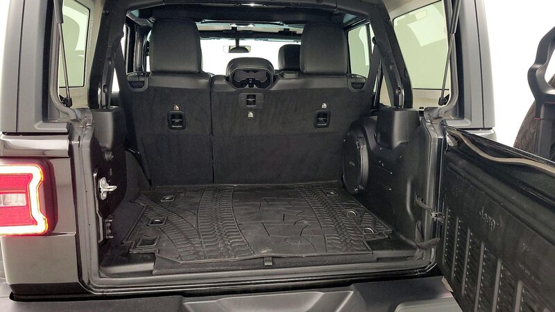 2019 Jeep Wrangler Unlimited Sahara 21
