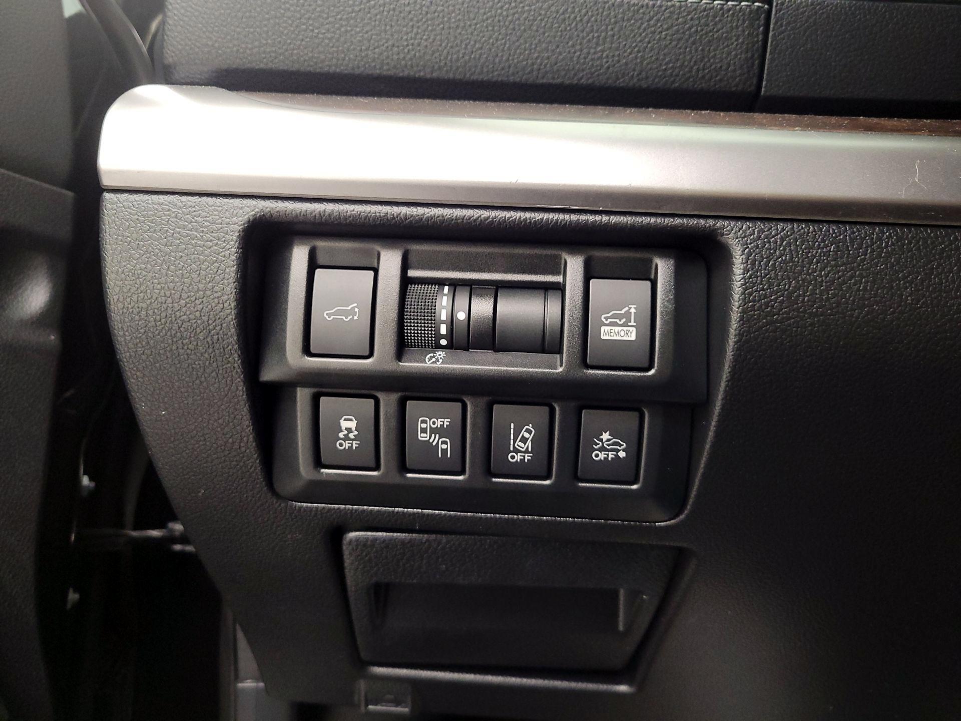 Thumbnail: 2019 Subaru Outback - 11