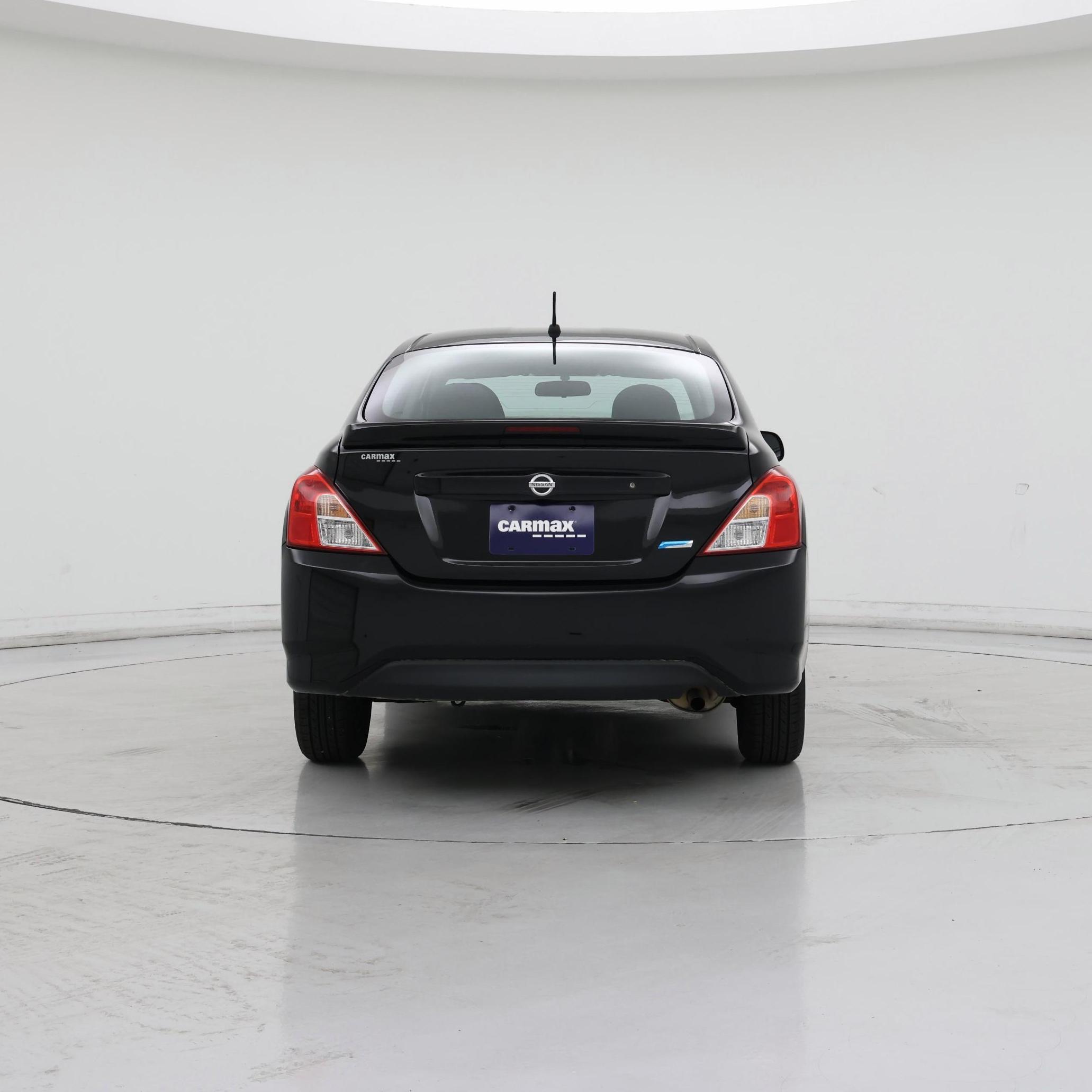 Thumbnail: 2015 Nissan Versa - 6