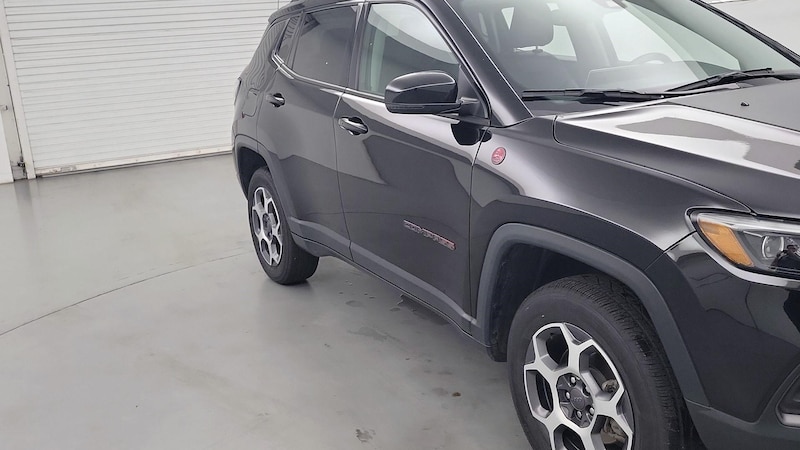 2022 Jeep Compass Trailhawk Hero Image