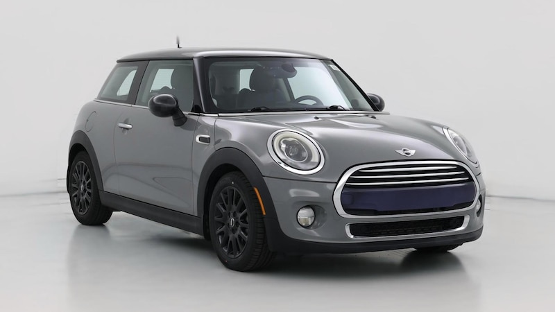 2016 MINI Cooper Hardtop  Hero Image