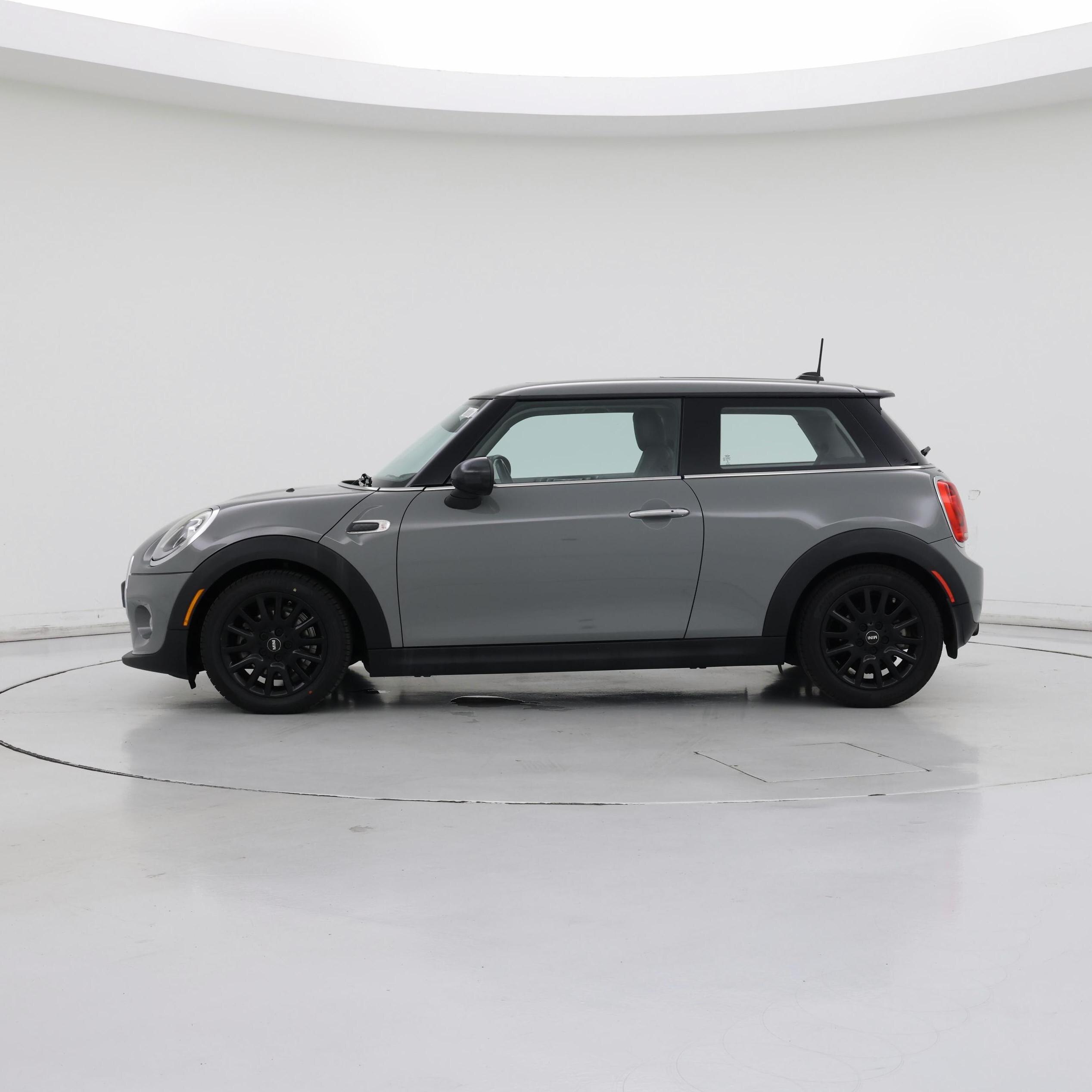 Thumbnail: 2016 MINI Cooper Hardtop - 3