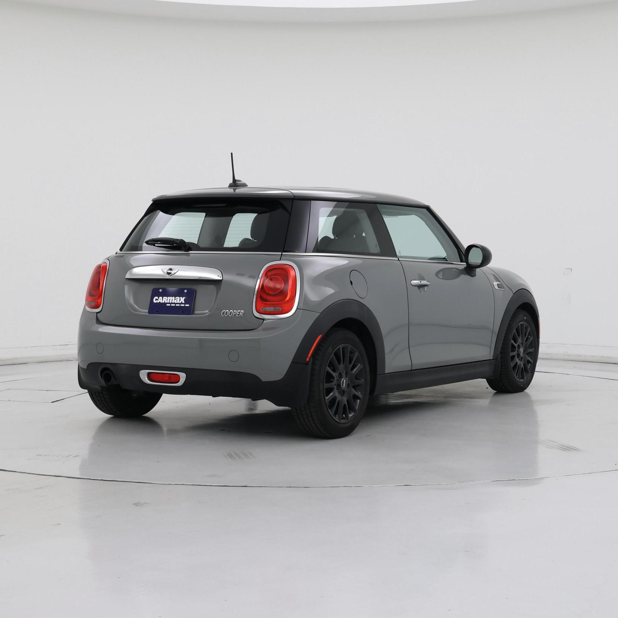 Thumbnail: 2016 MINI Cooper Hardtop - 8