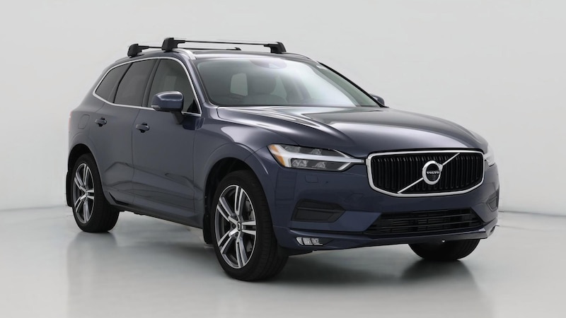 2020 Volvo XC60 T6 Momentum Hero Image