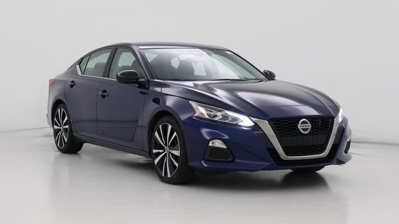 2022 Nissan Altima SR Hero Image