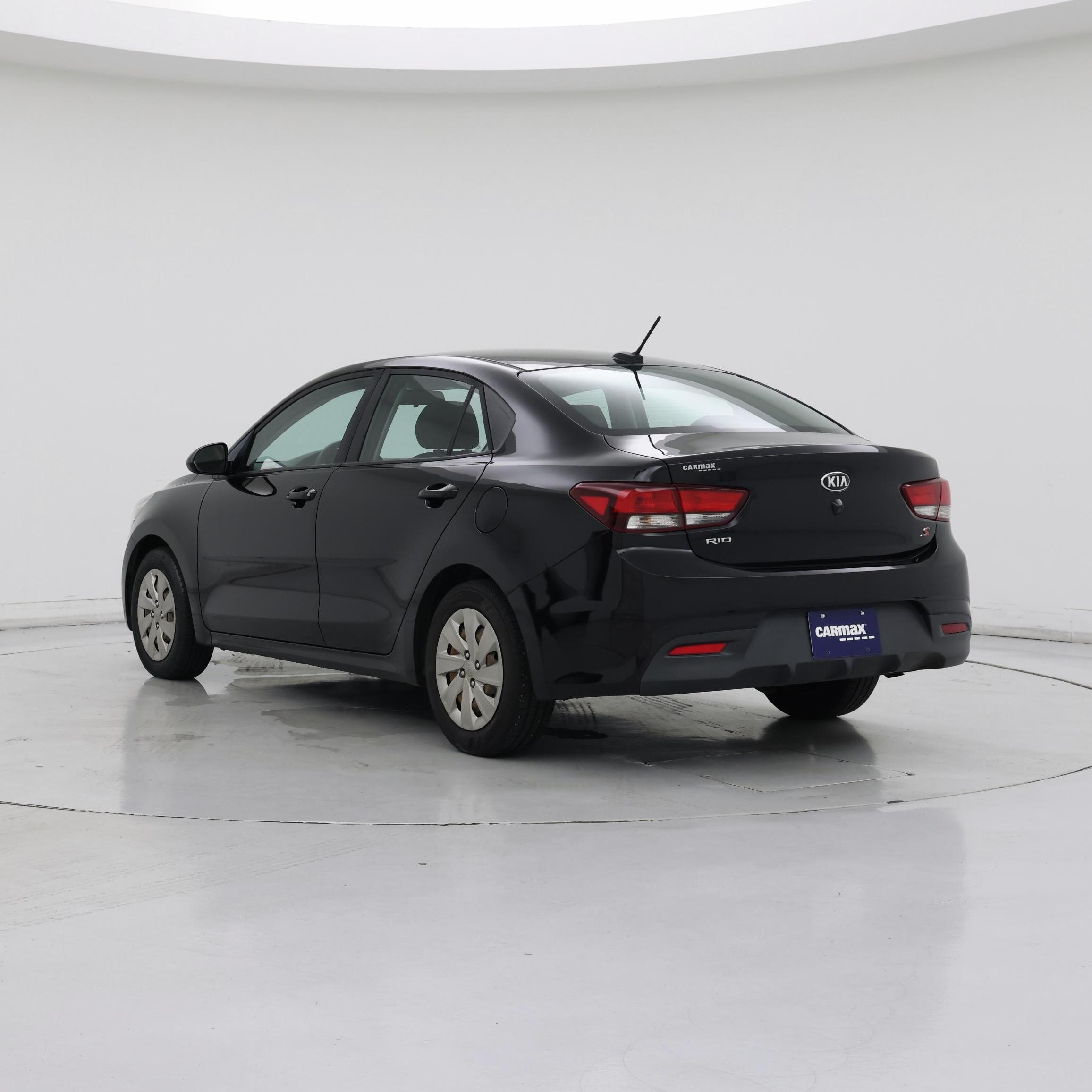 Thumbnail: 2018 Kia Rio - 2