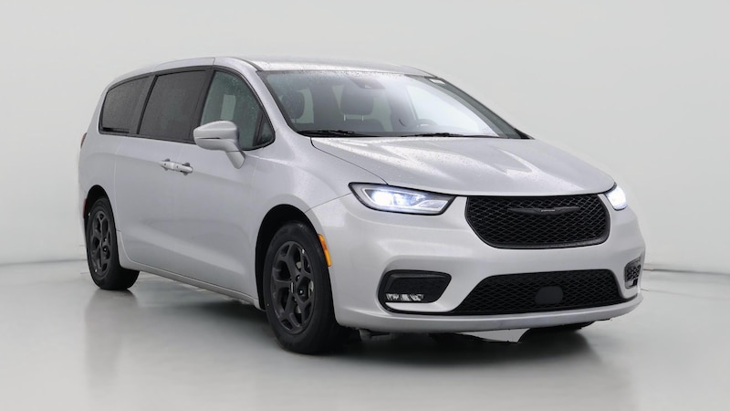 2022 Chrysler Pacifica Hybrid Touring L Hero Image