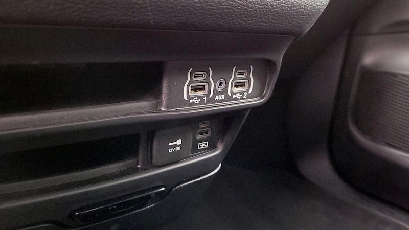 2022 Chrysler Pacifica Hybrid Touring L 18